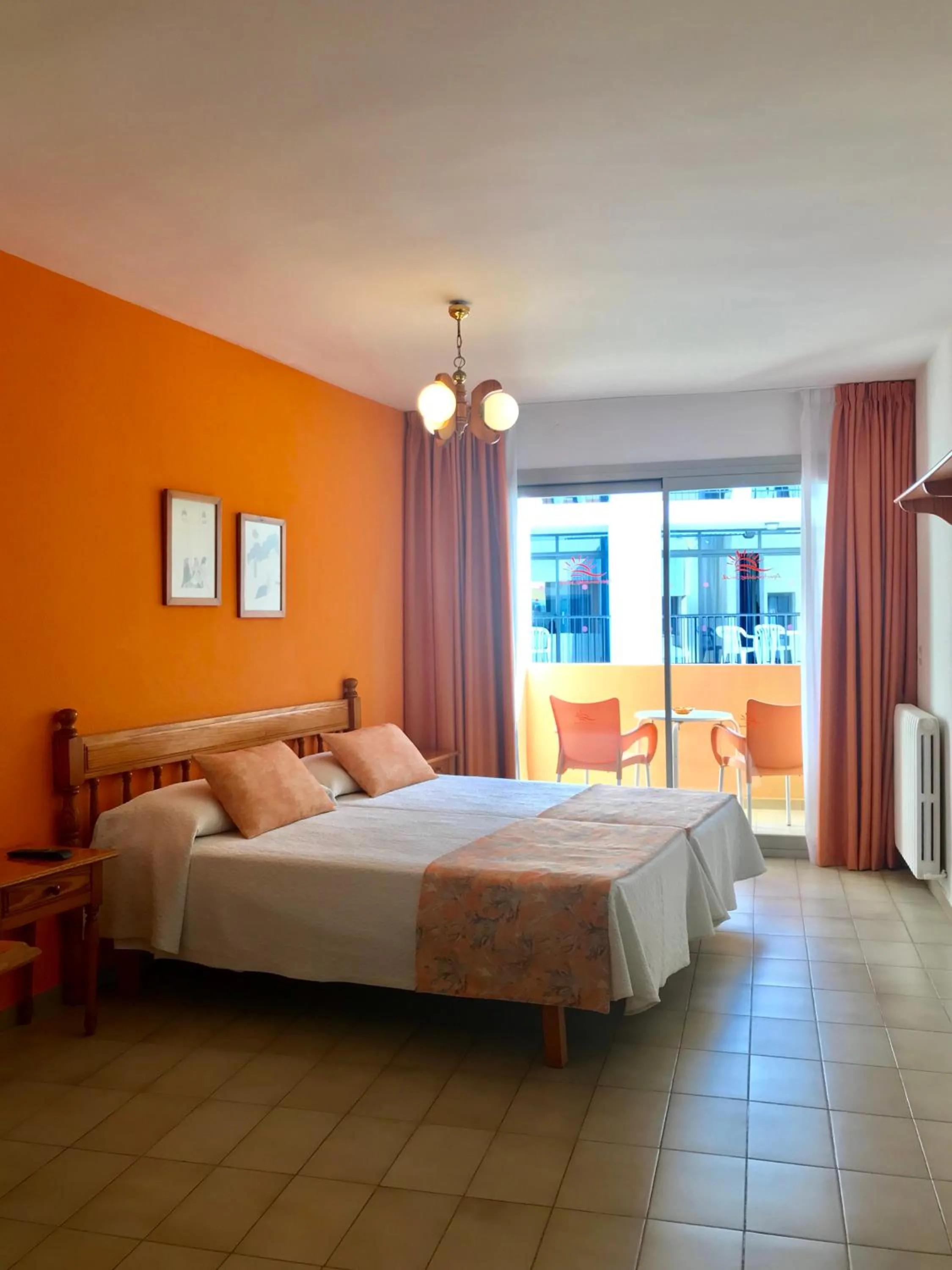 Apartamentos Jovial