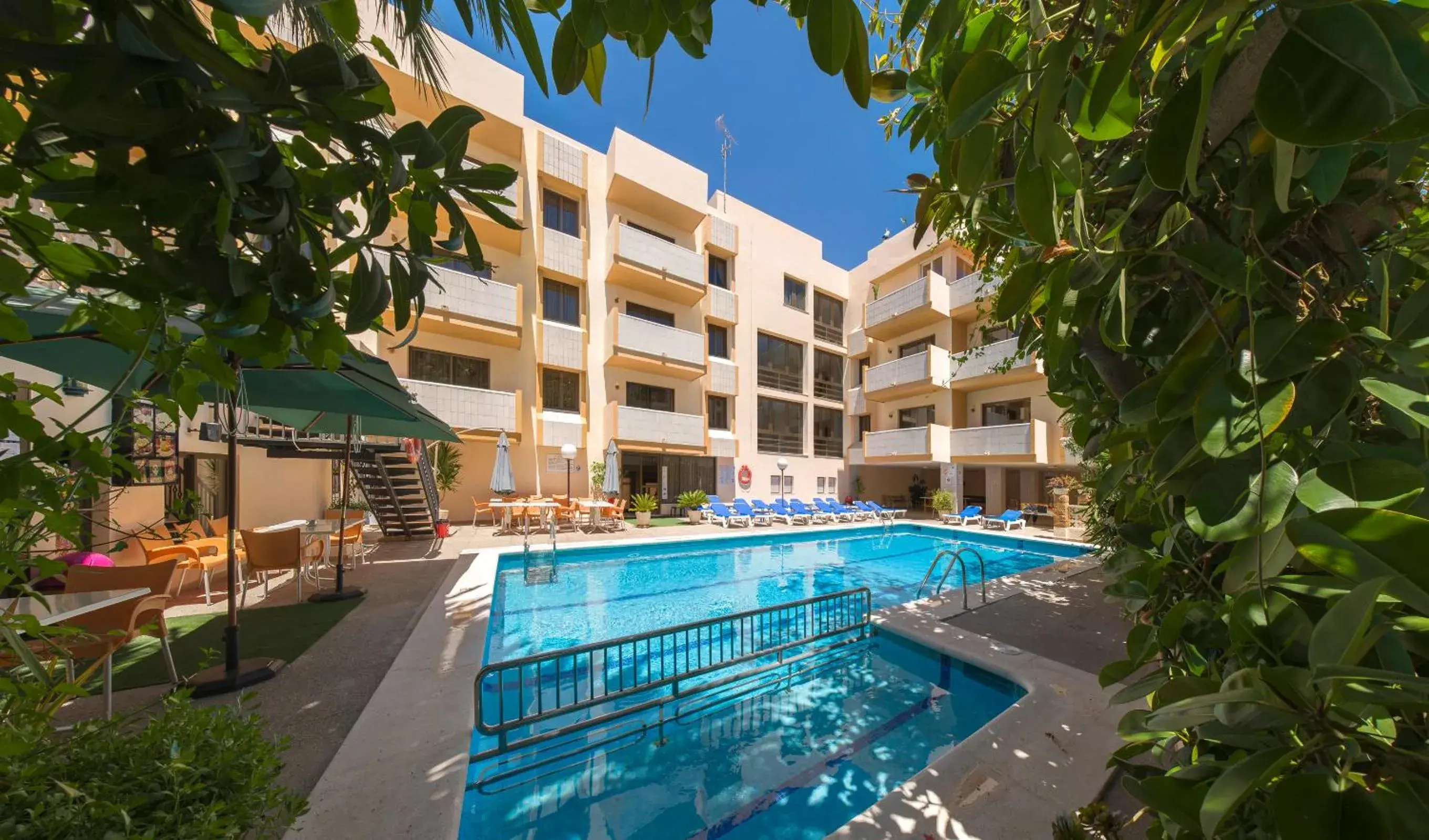 Apartamentos Jovial Apartamentos Jovial