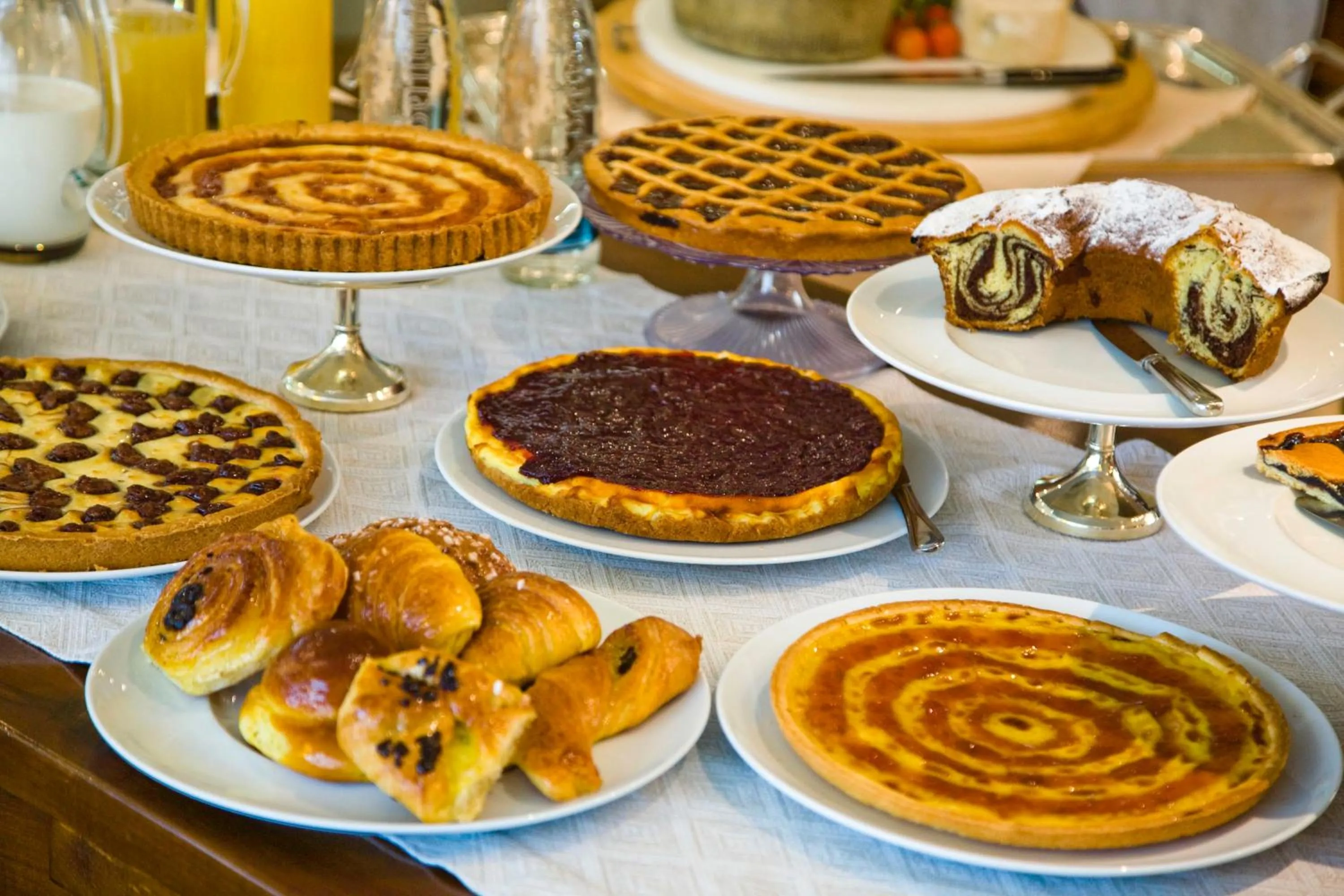 Buffet breakfast in Hotel Giardino