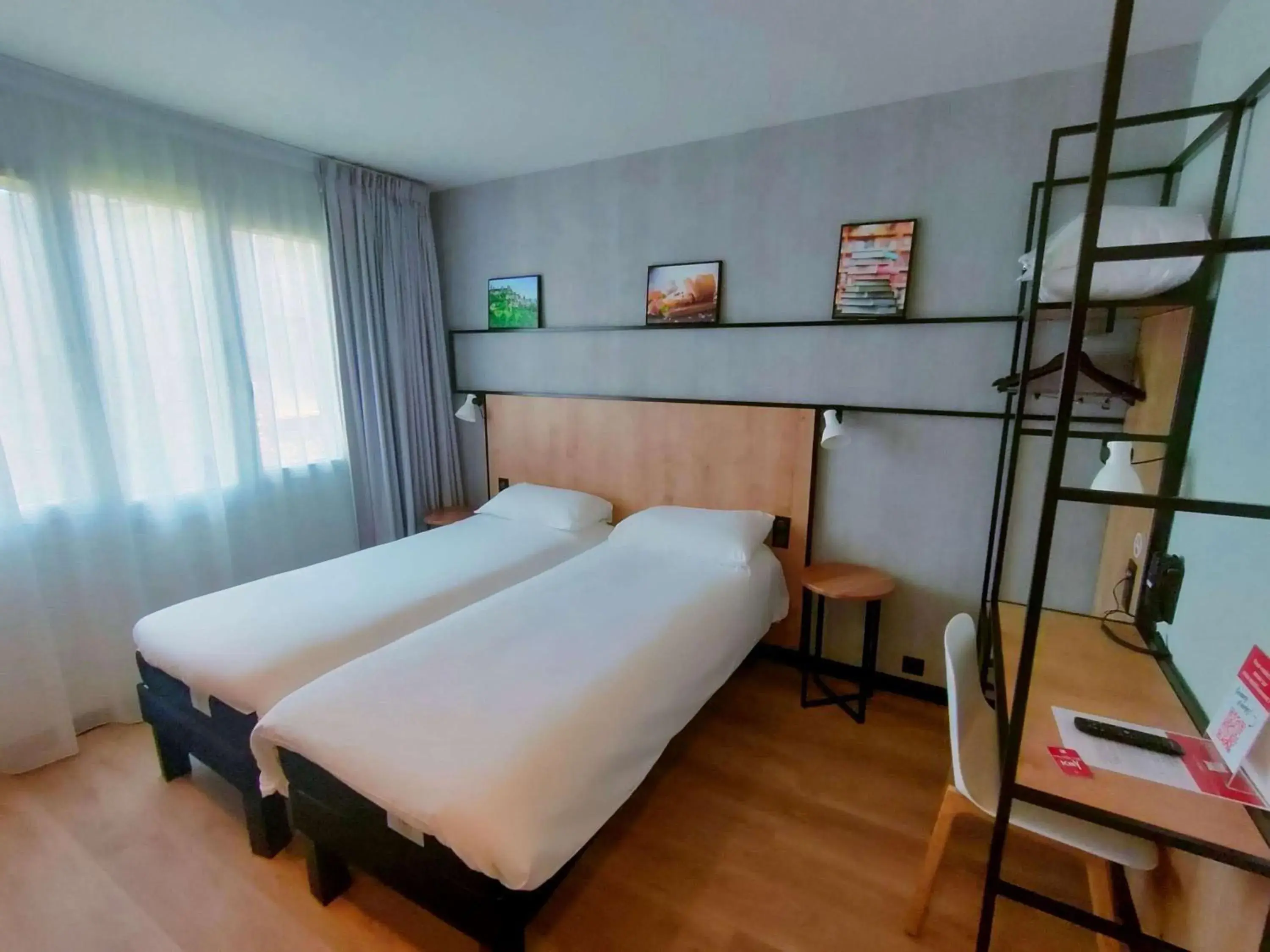 Bedroom, Bed in Ibis Brive Centre Bedroom, Bed in Ibis Brive Centre