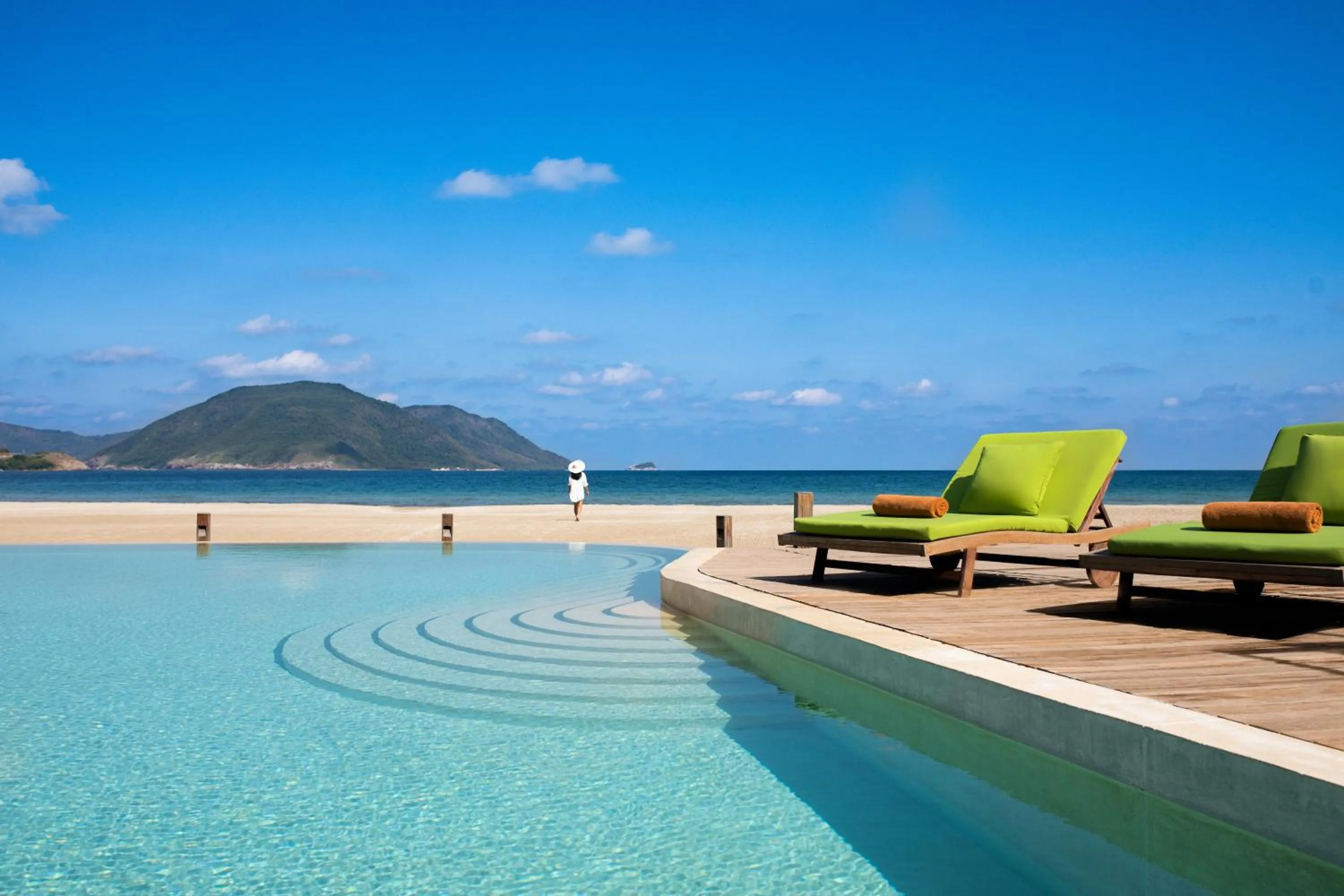 Balcony/Terrace in Six Senses Con Dao - Turtle Island Paradise