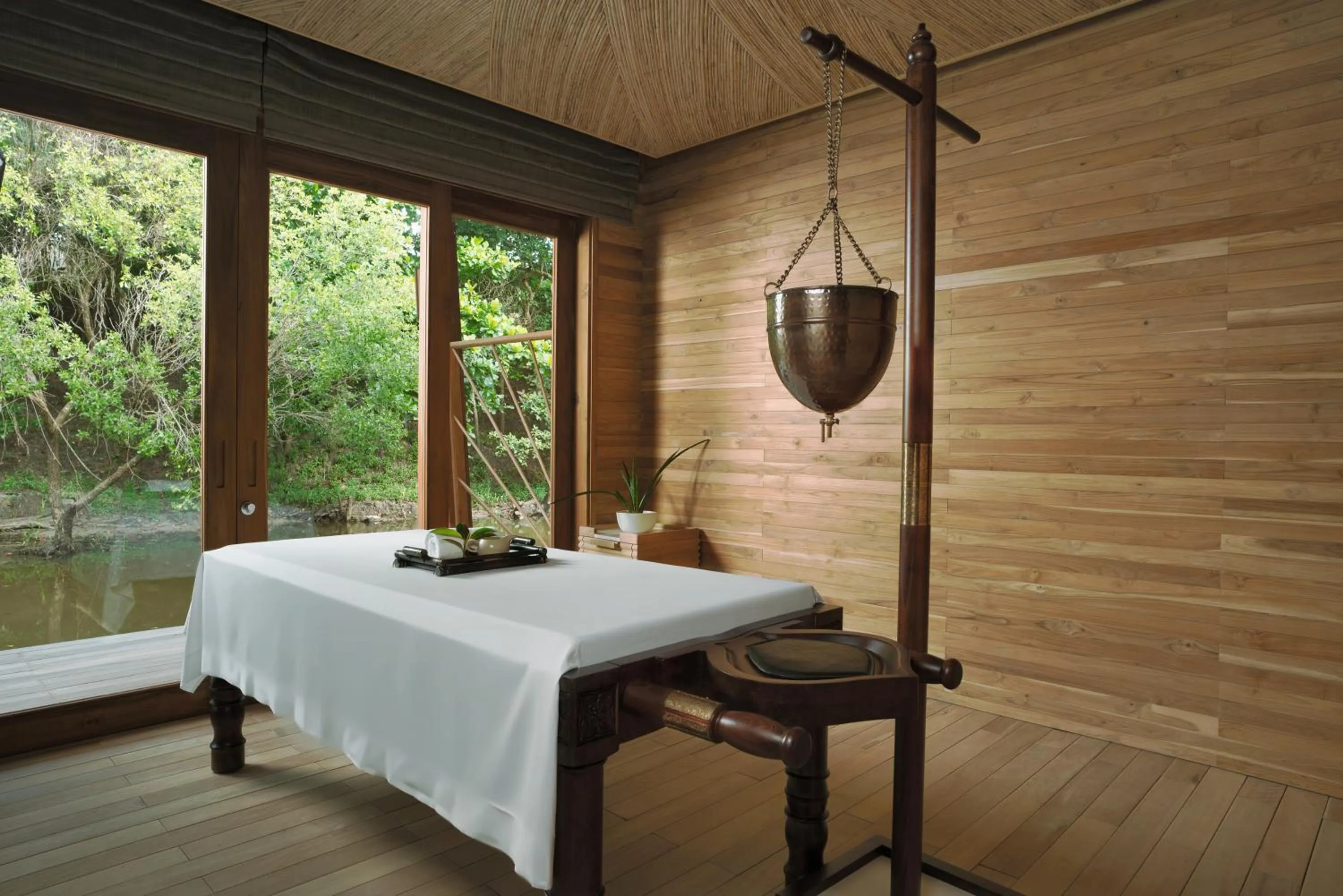 Massage in Six Senses Con Dao - Turtle Island Paradise