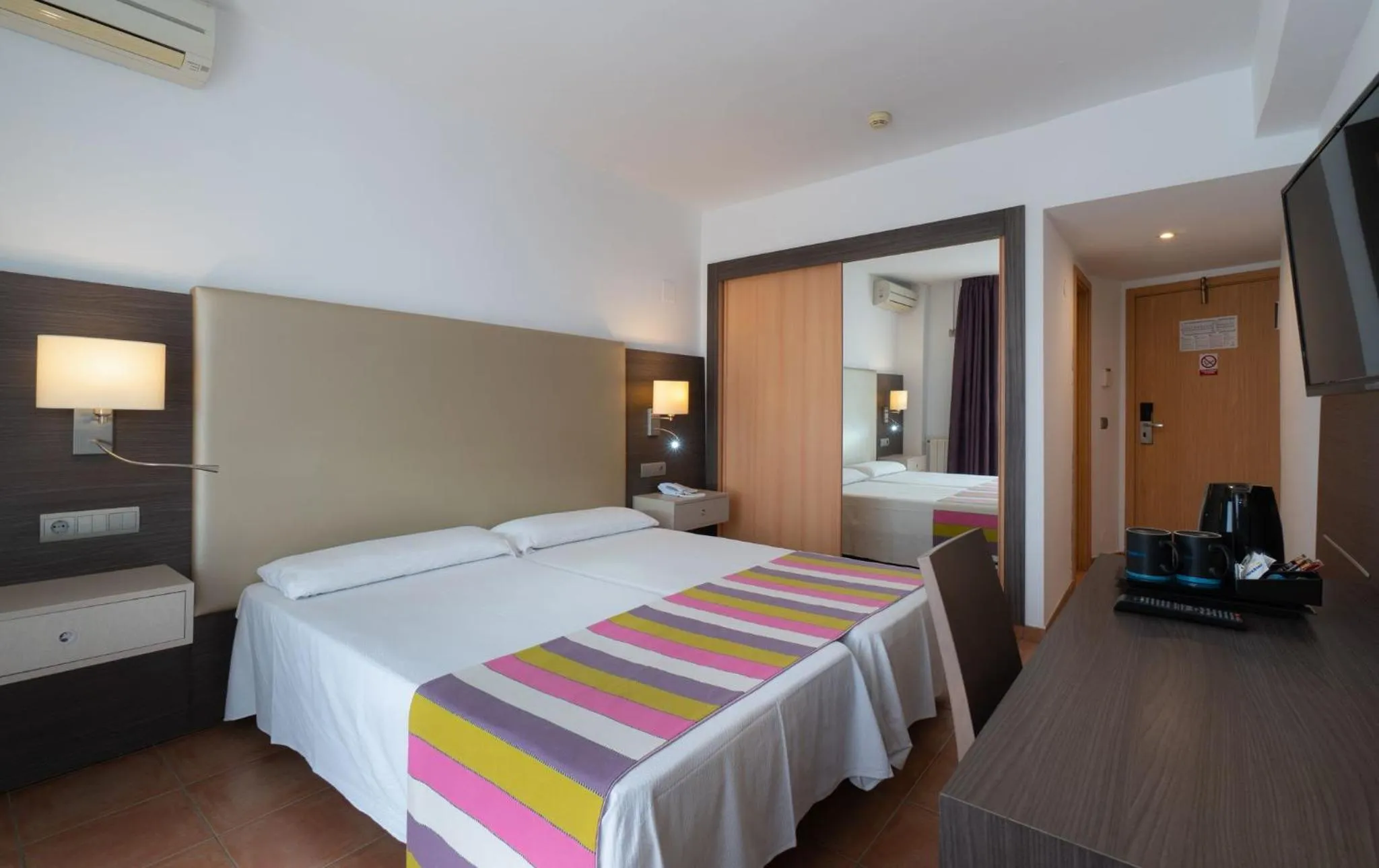 Photo of the whole room, Bed in MedPlaya Hotel Alba Beach