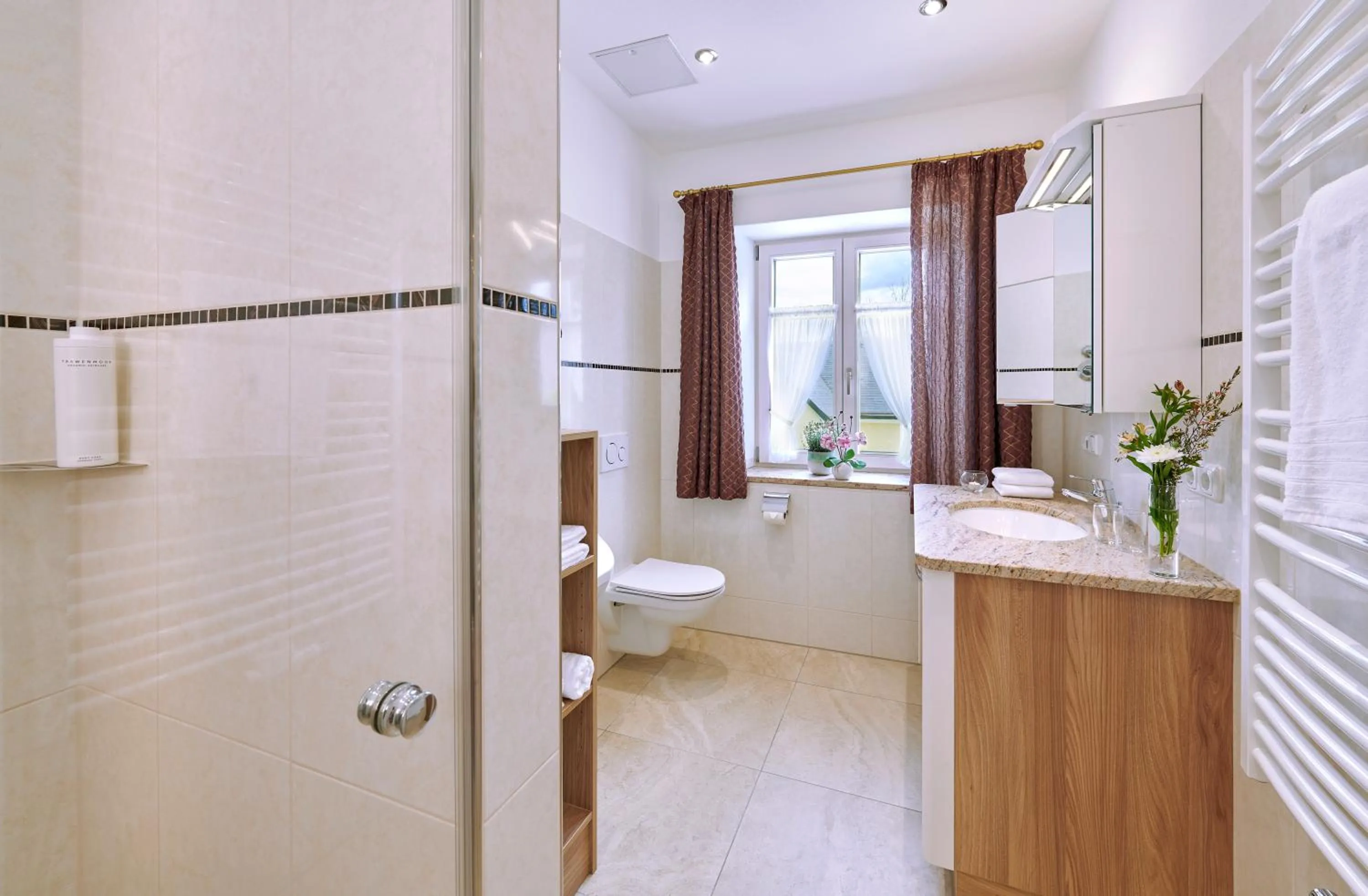 Bathroom in Ferienwohnungen im Bonnschloessl