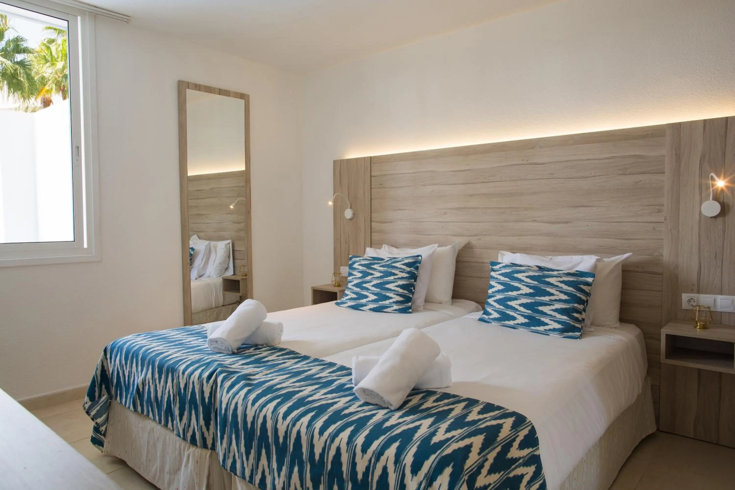 Bedroom in Playa Del Sol - Adults Only