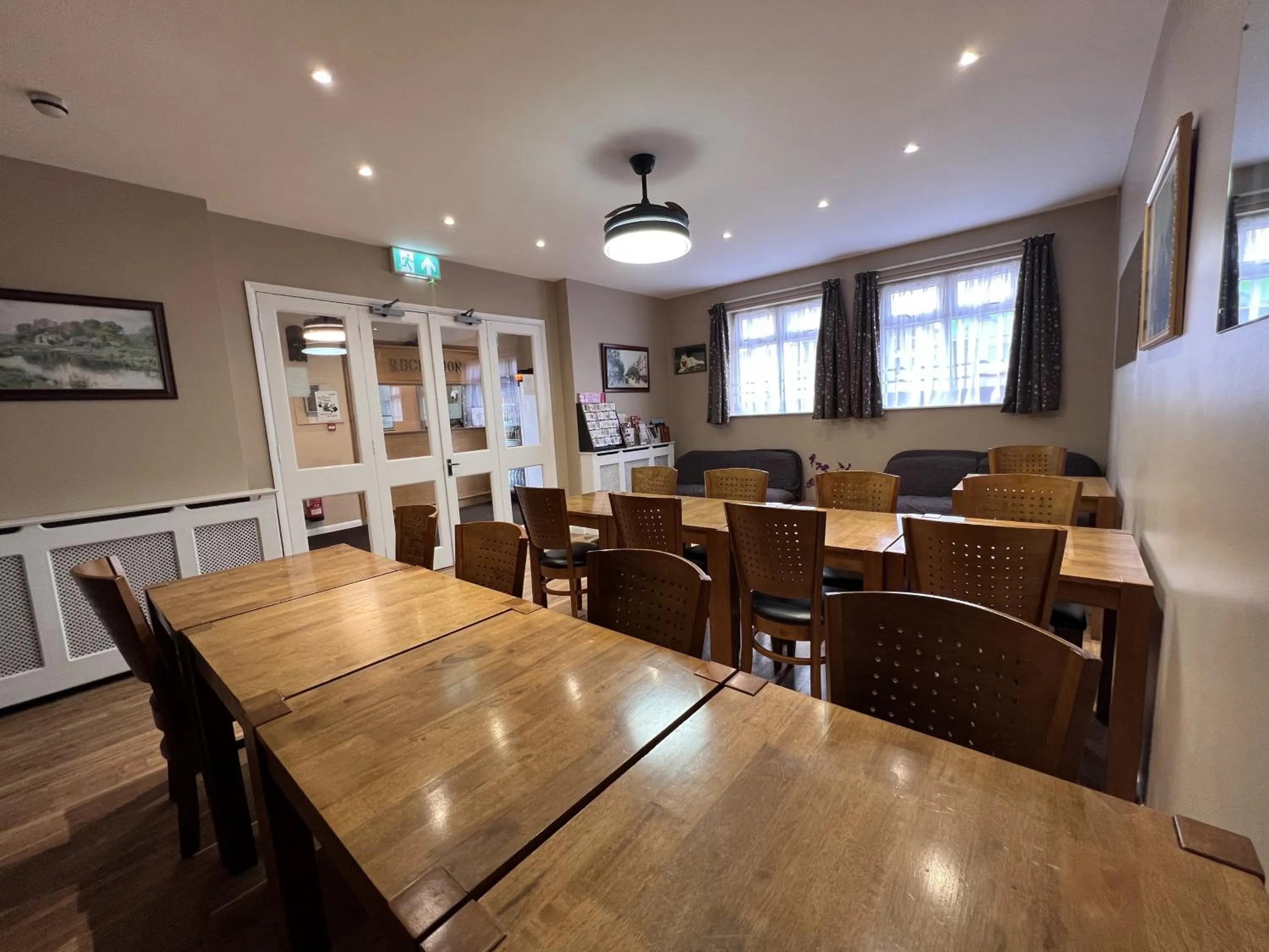 Dining area in The Commongate Hotels