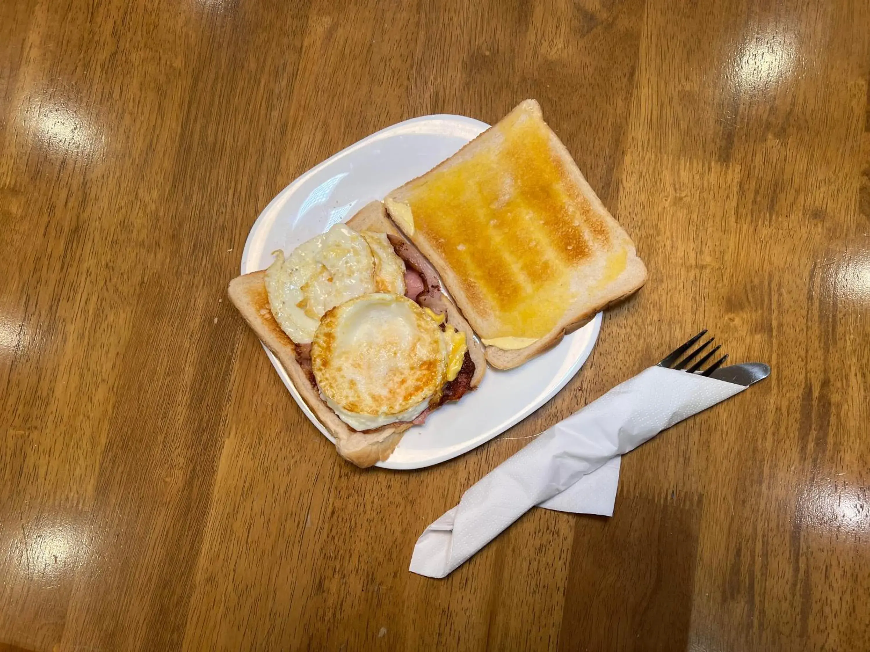 Food in The Commongate Hotels Food in The Commongate Hotels