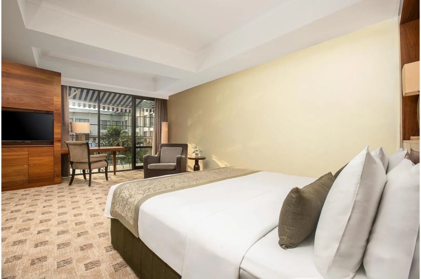 Bedroom, Bed in Aryaduta Medan