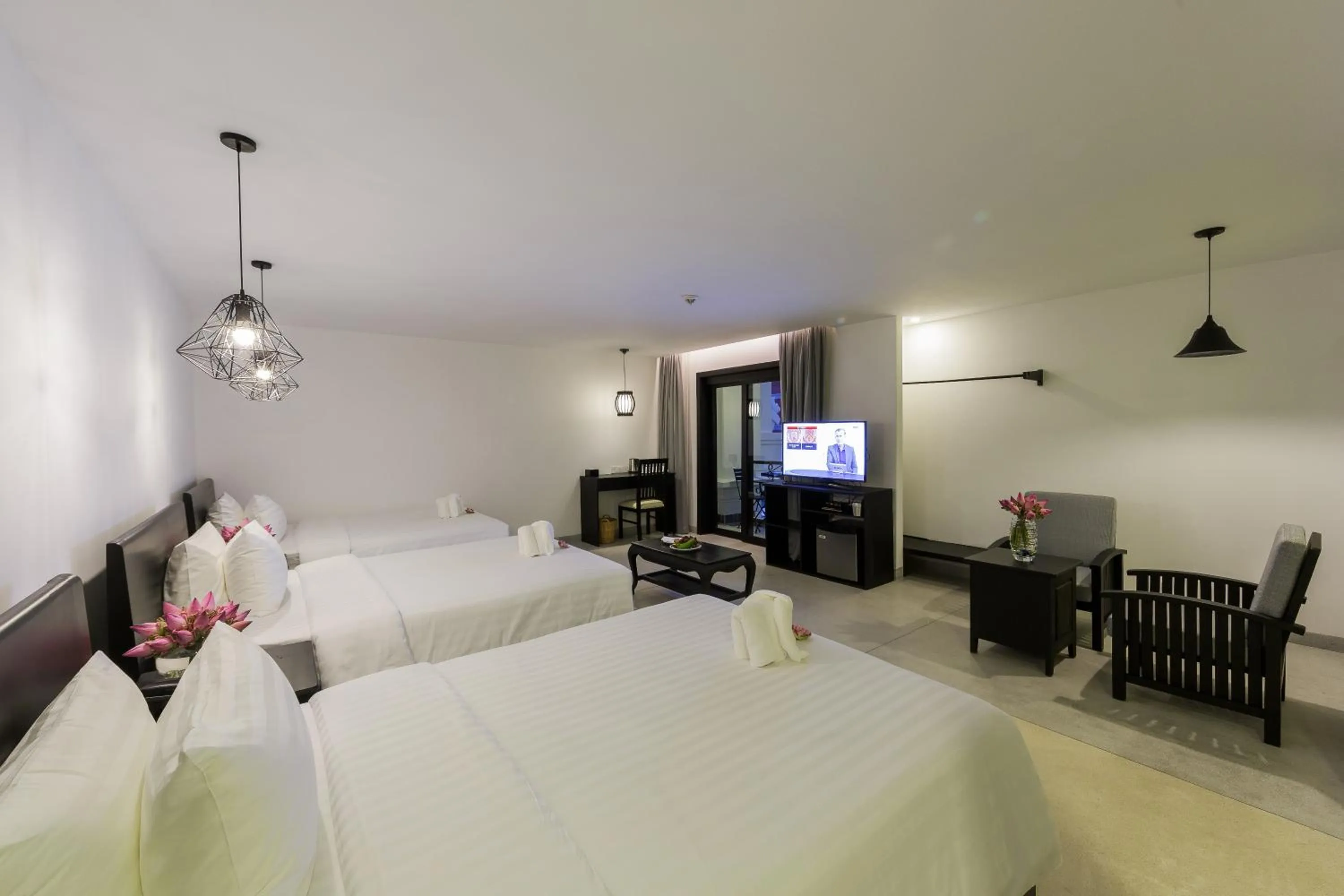 Photo of the whole room, Bed in Aroma Angkor Boutique Hotel