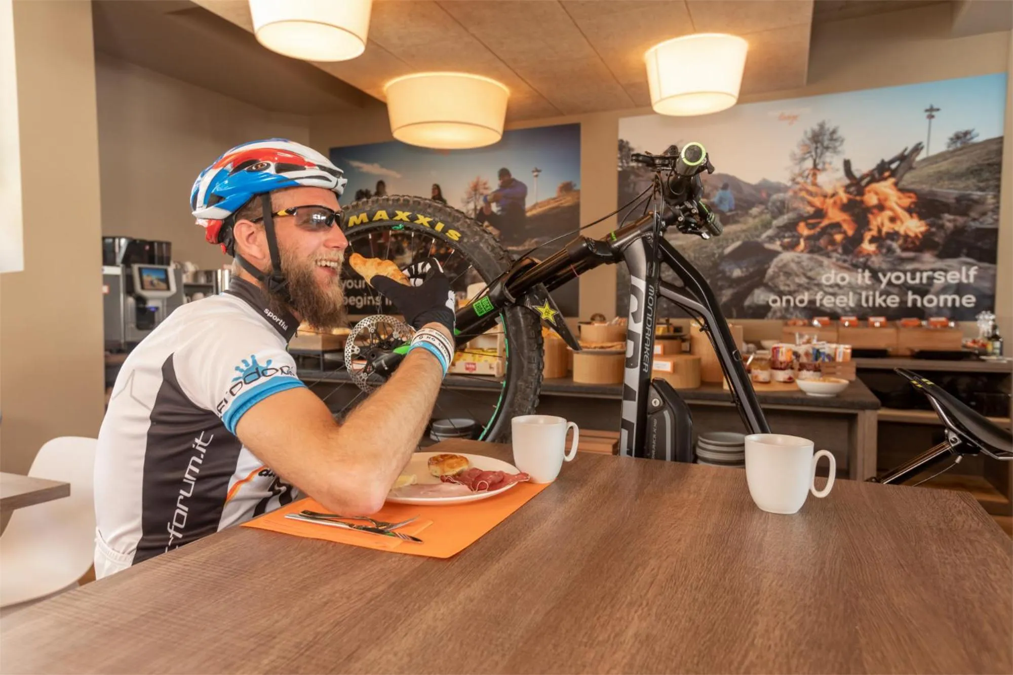 Staff in Montivas Lodge