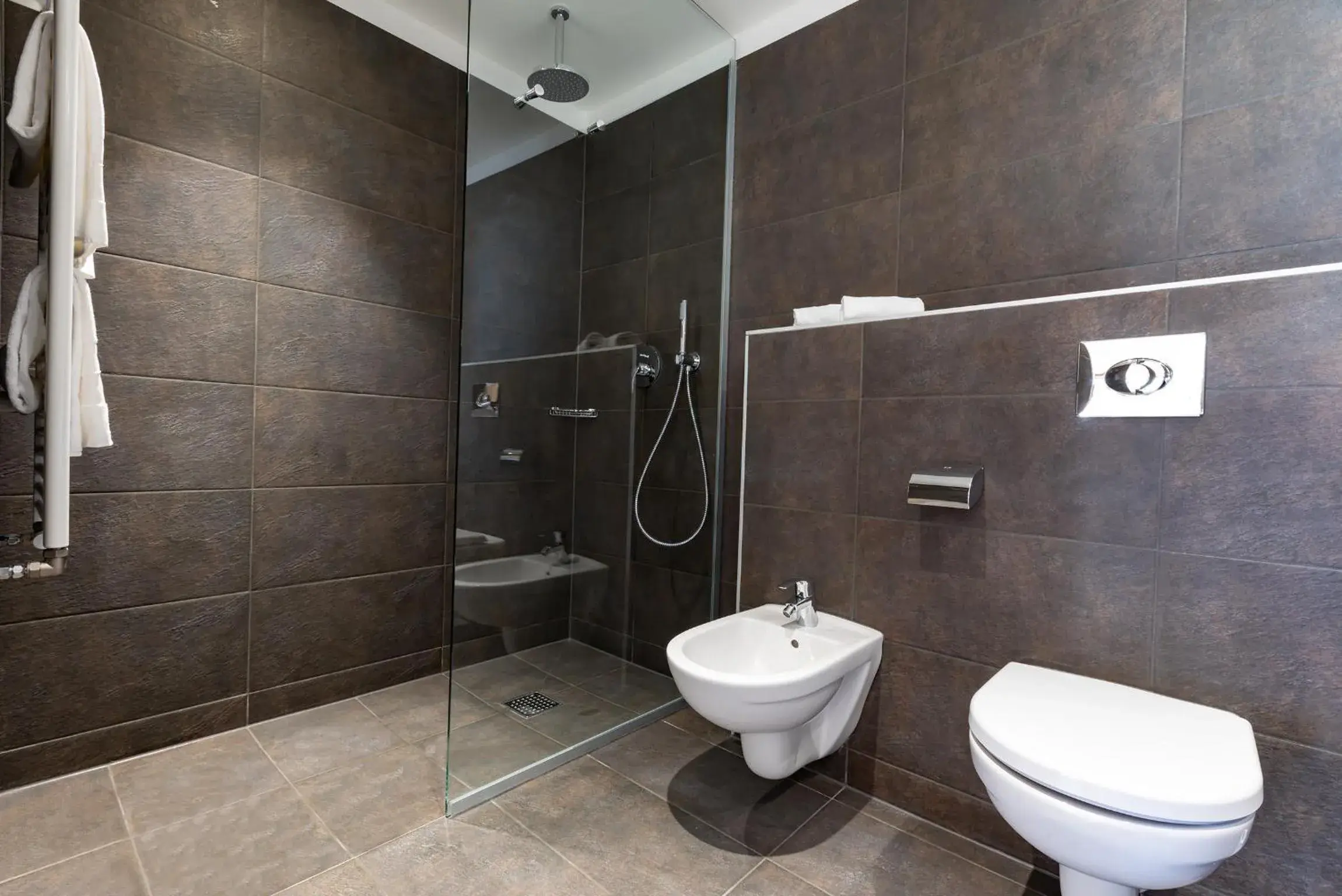 Bathroom in Montivas Lodge Bathroom in Montivas Lodge