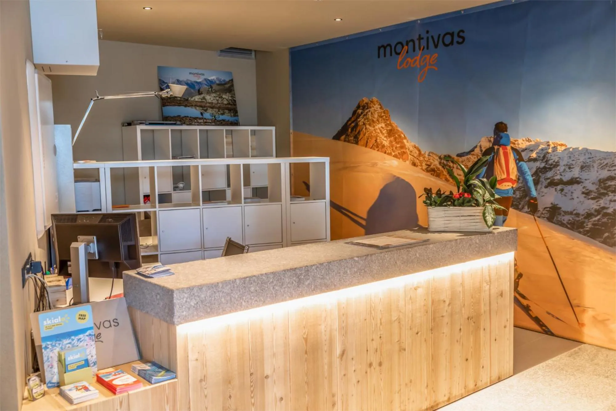 Lobby or reception in Montivas Lodge