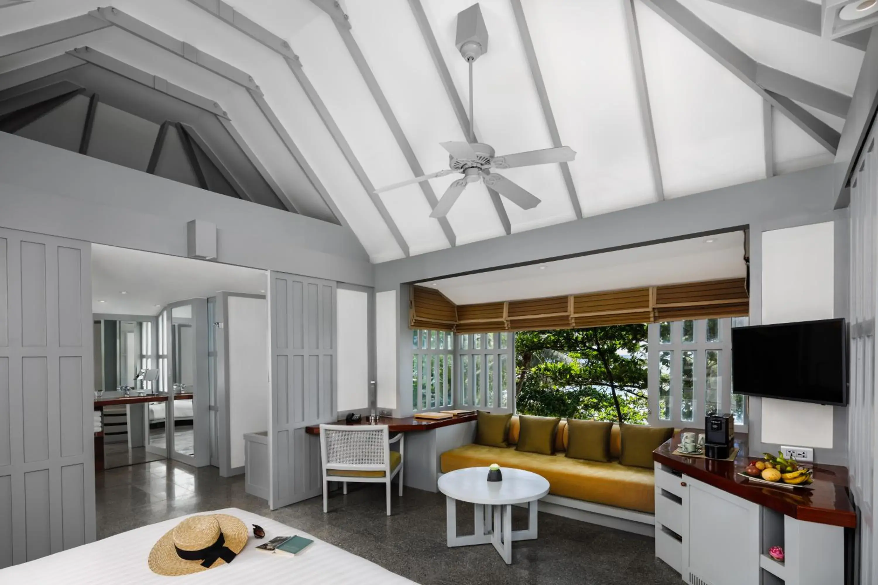 One-Bedroom Superior Cottage in The Surin Phuket One-Bedroom Superior Cottage in The Surin Phuket