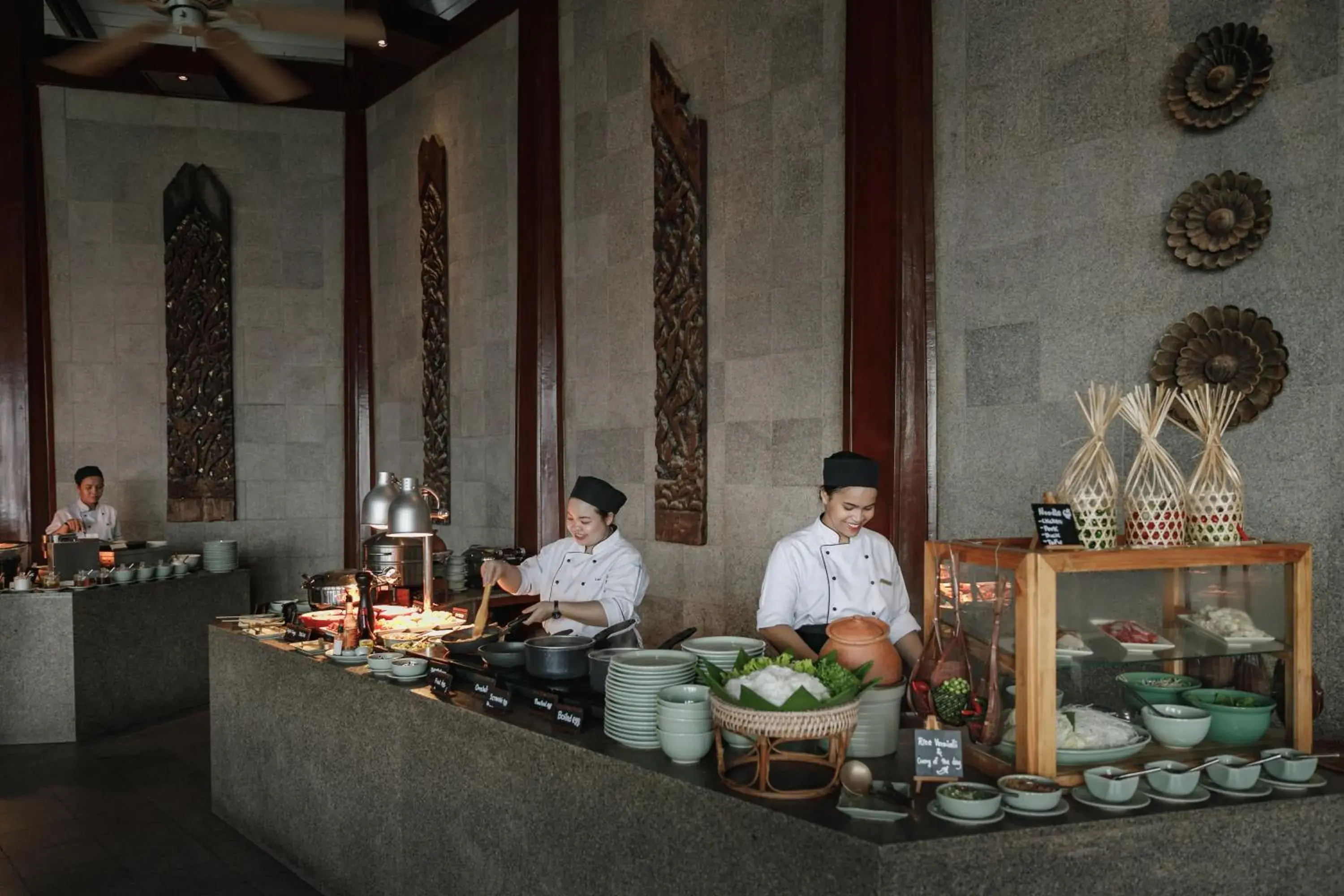 Restaurant/places to eat in The Surin Phuket Restaurant/places to eat in The Surin Phuket