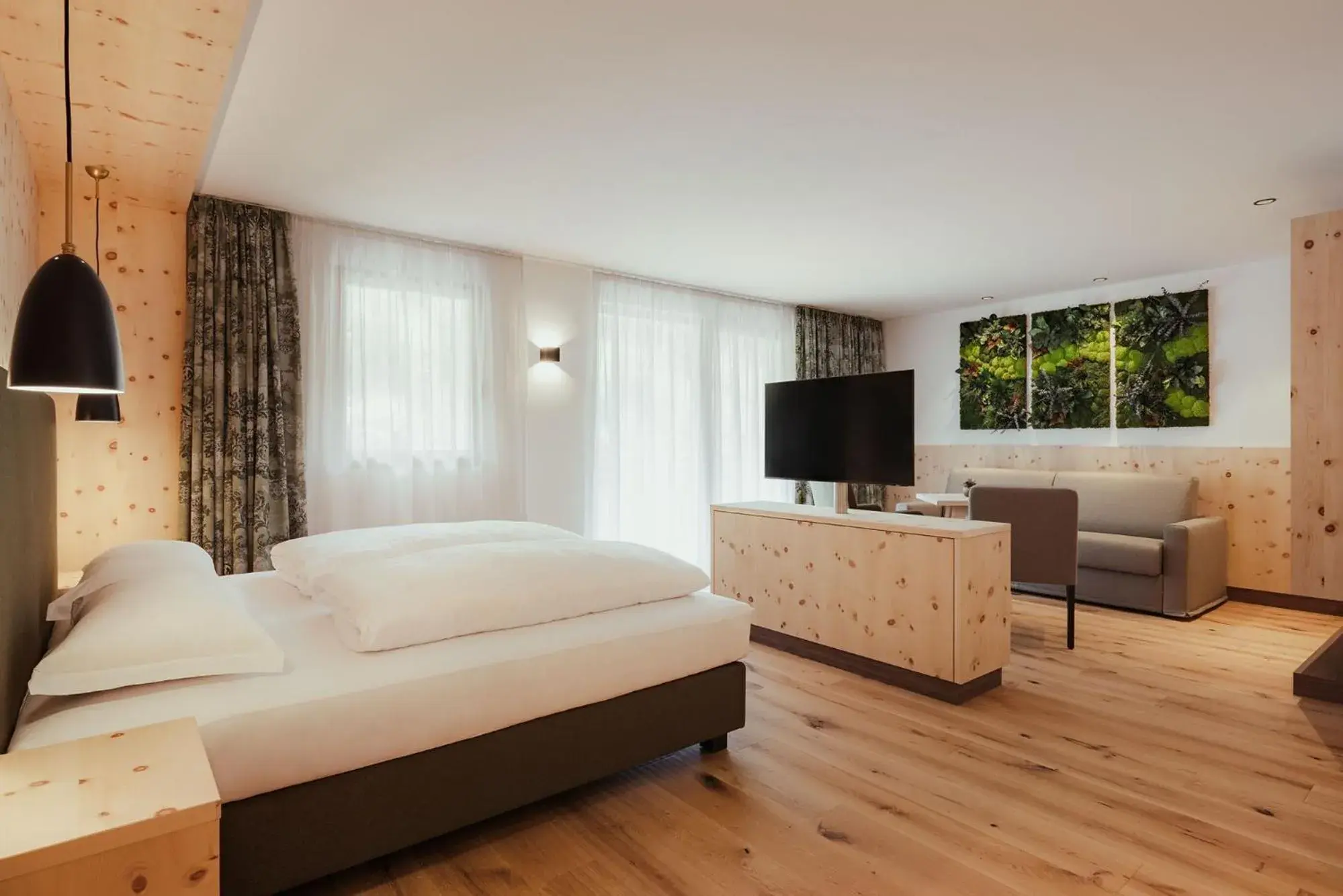 Double Room in Hotel Digon Double Room in Hotel Digon