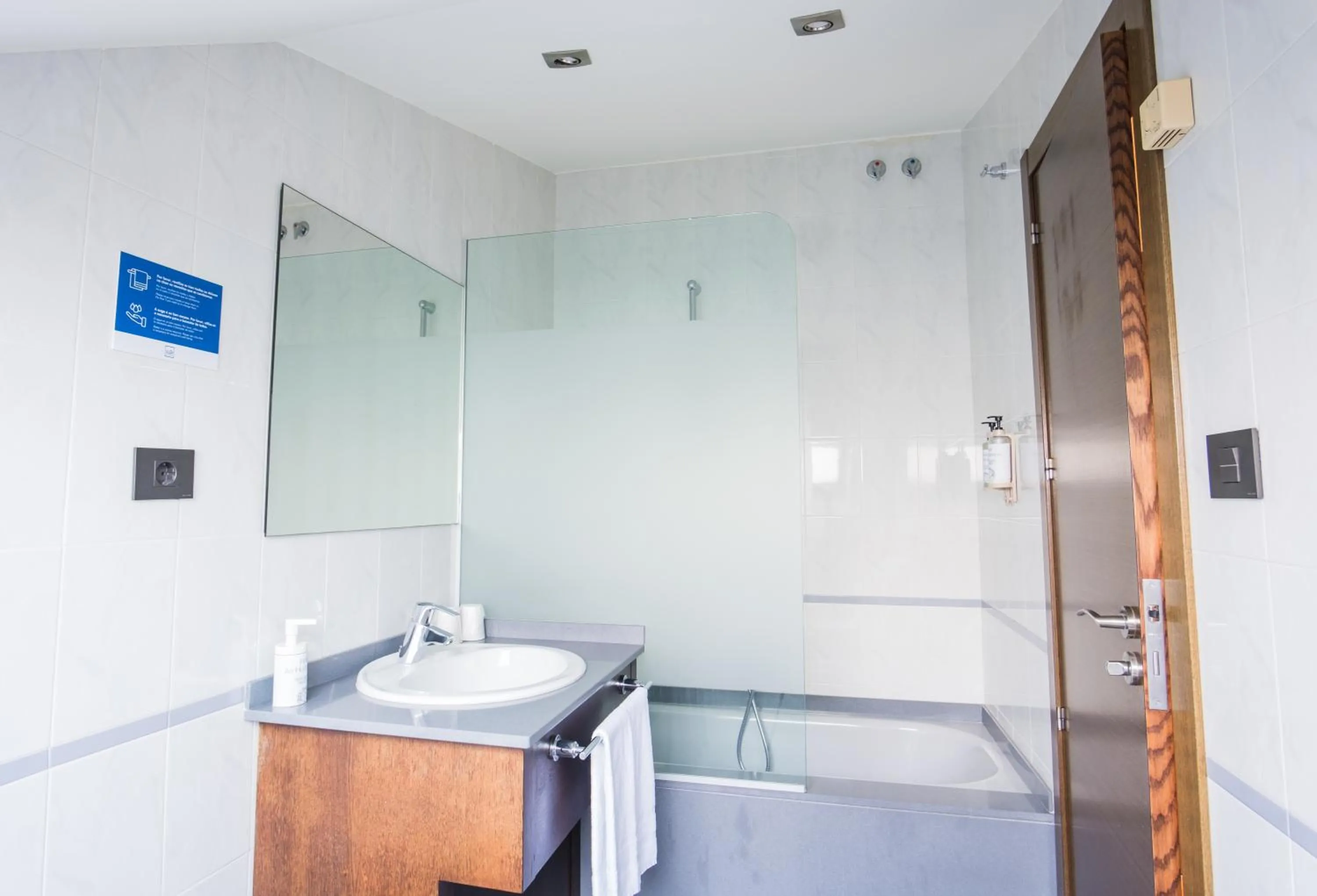 Bathroom in Alda Corcubión