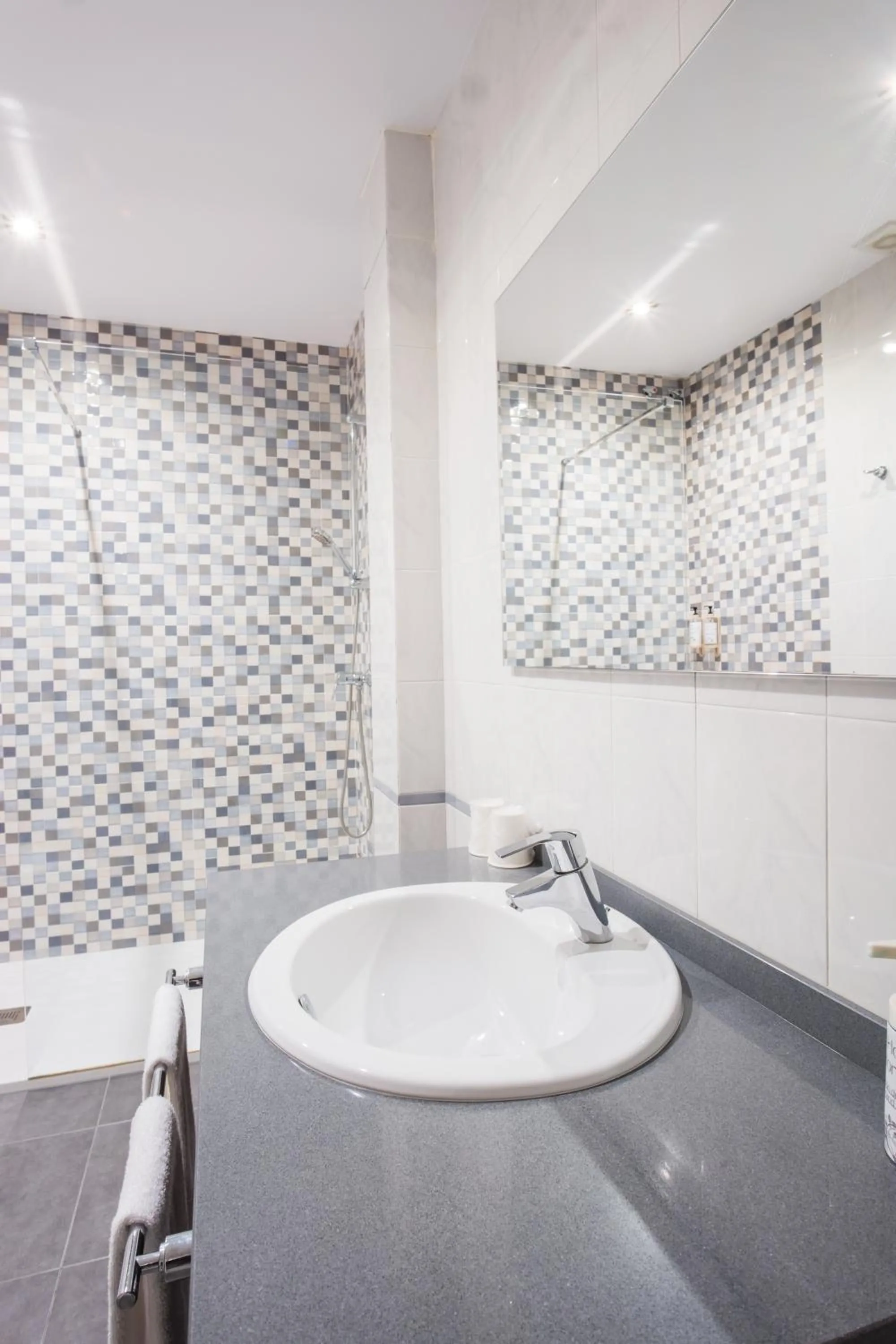 Bathroom in Alda Corcubión