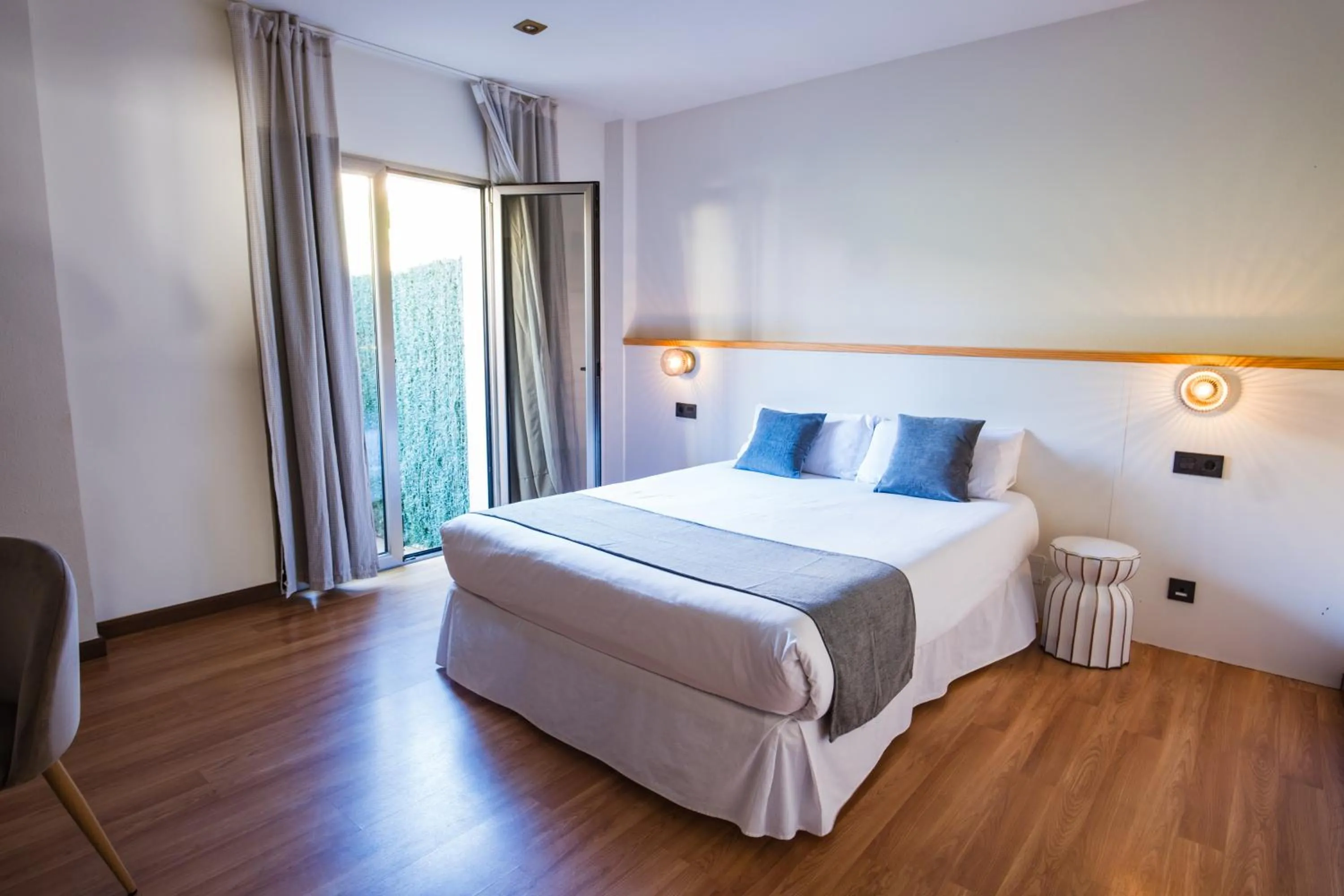 Bedroom, Bed in Alda Corcubión