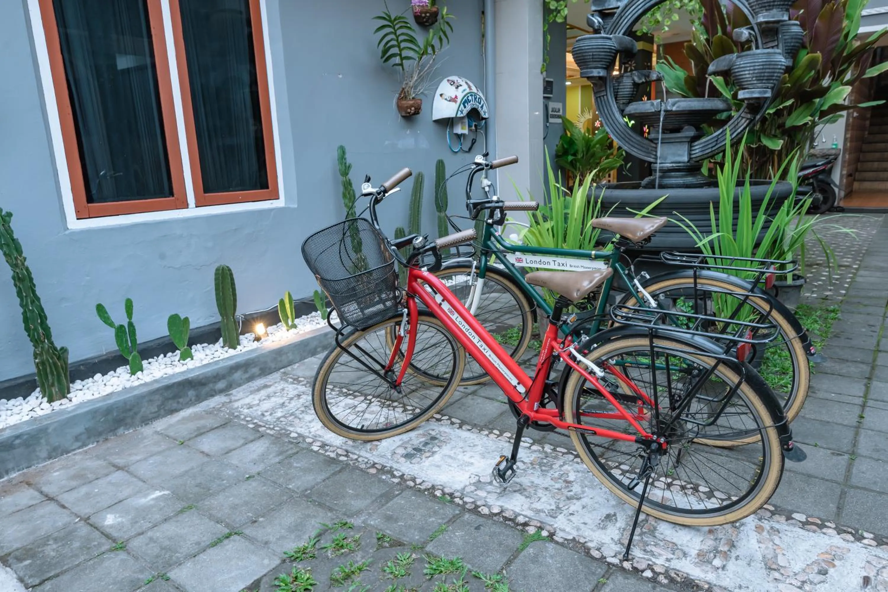 Metro Malioboro Living