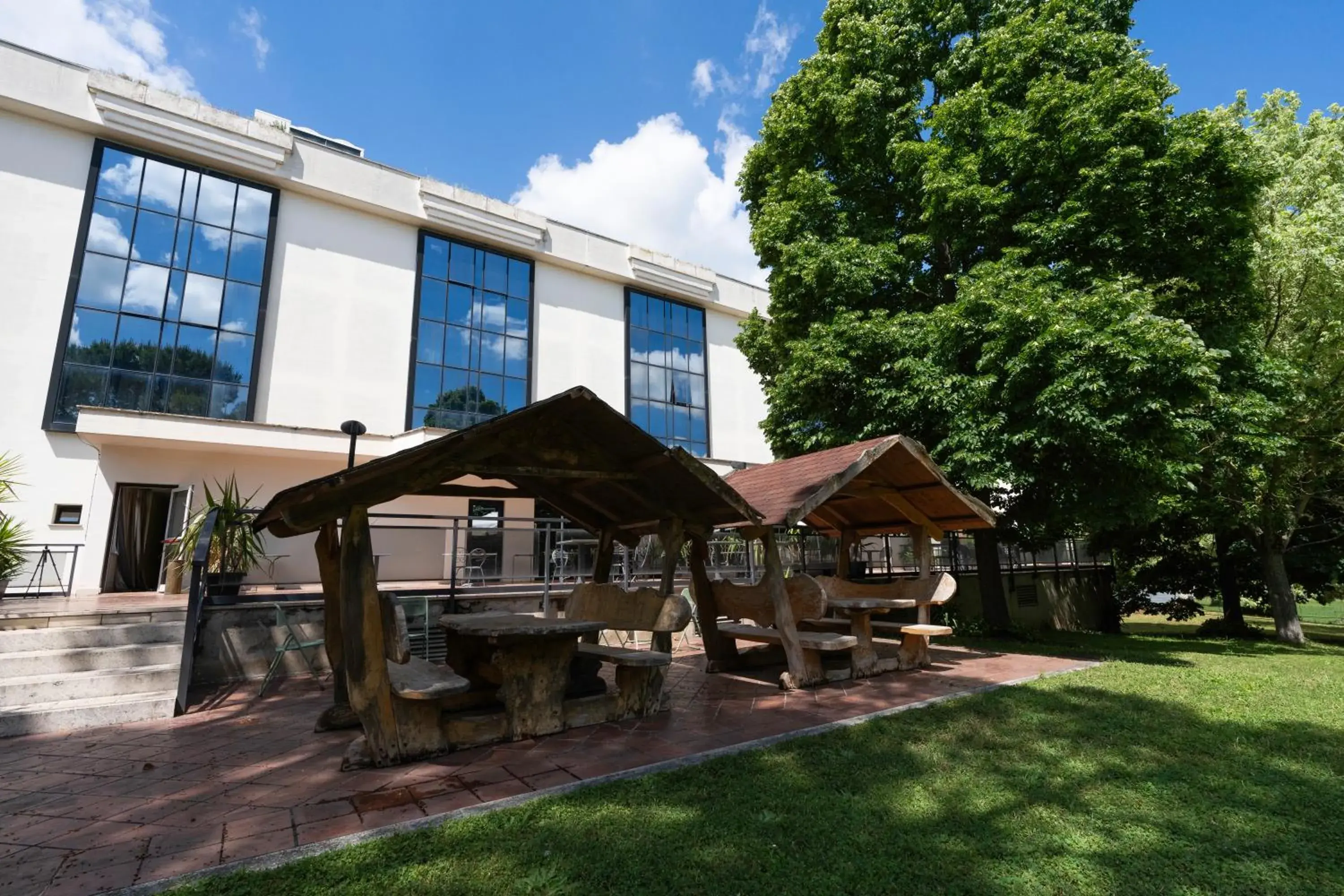 Property building in Hotel Torre Di Pratolungo Property building in Hotel Torre Di Pratolungo