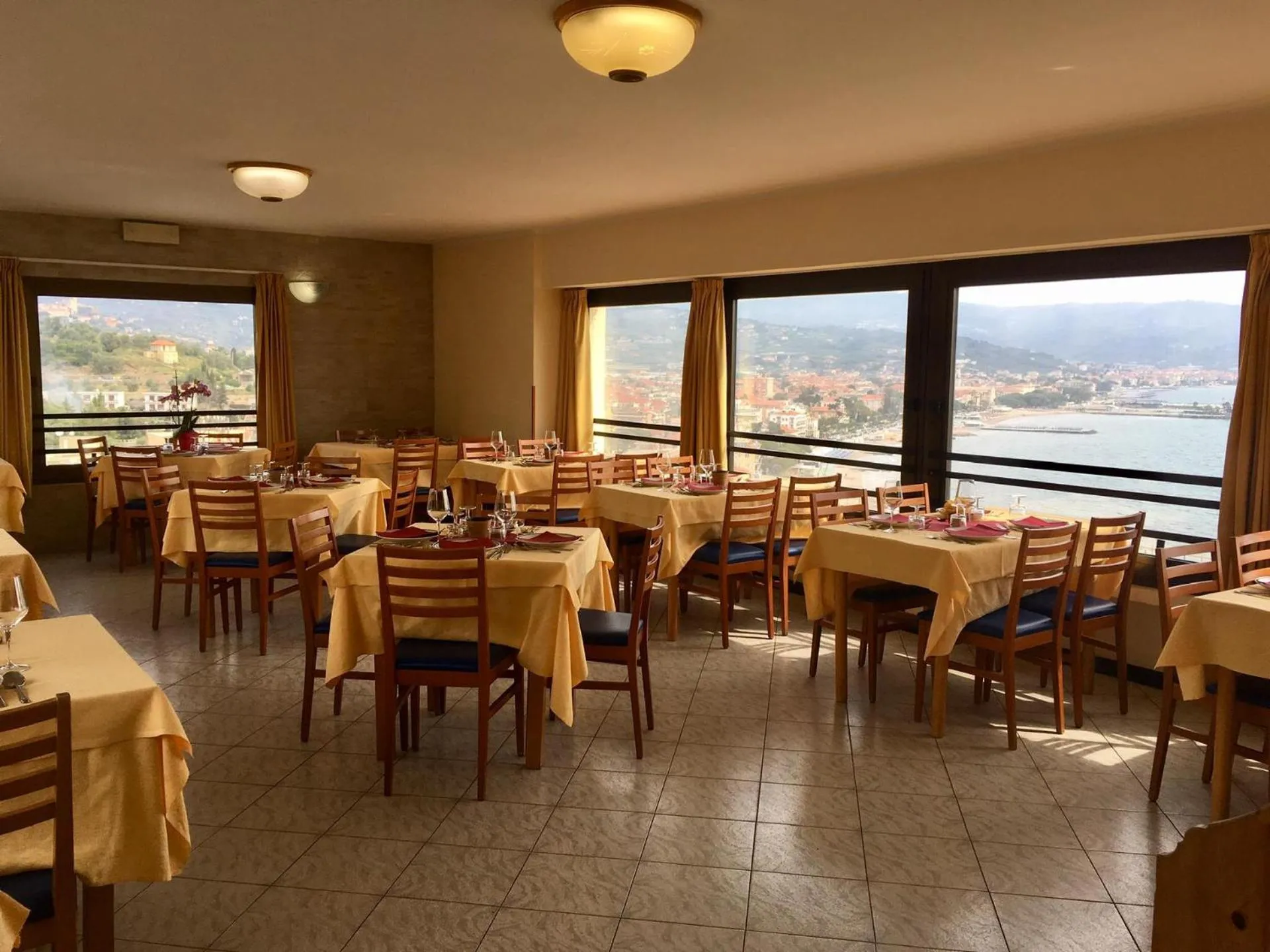 Restaurant/places to eat in Ulivo