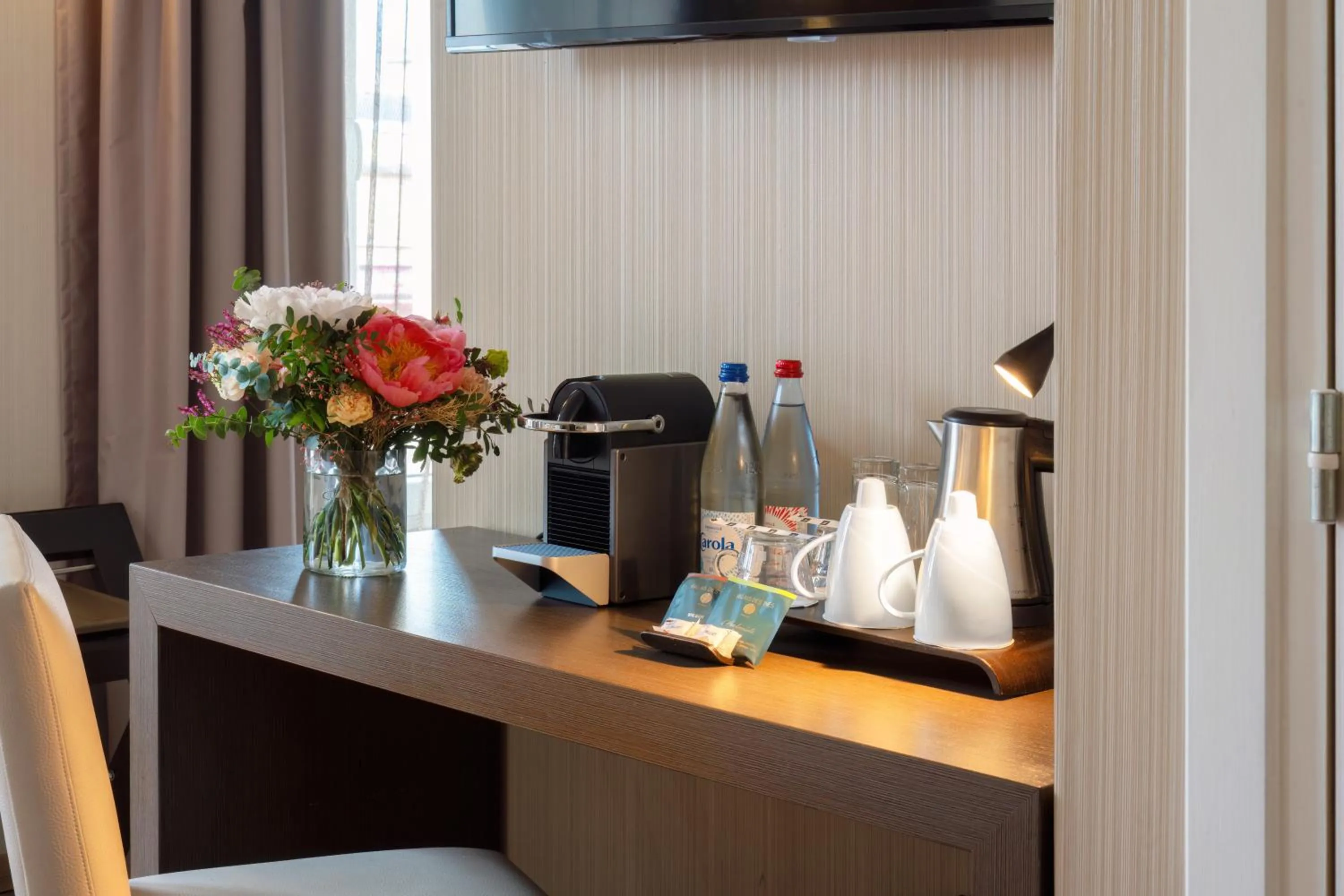 Coffee/tea facilities in Best Western Plus Hôtel Belfort Centre Gare