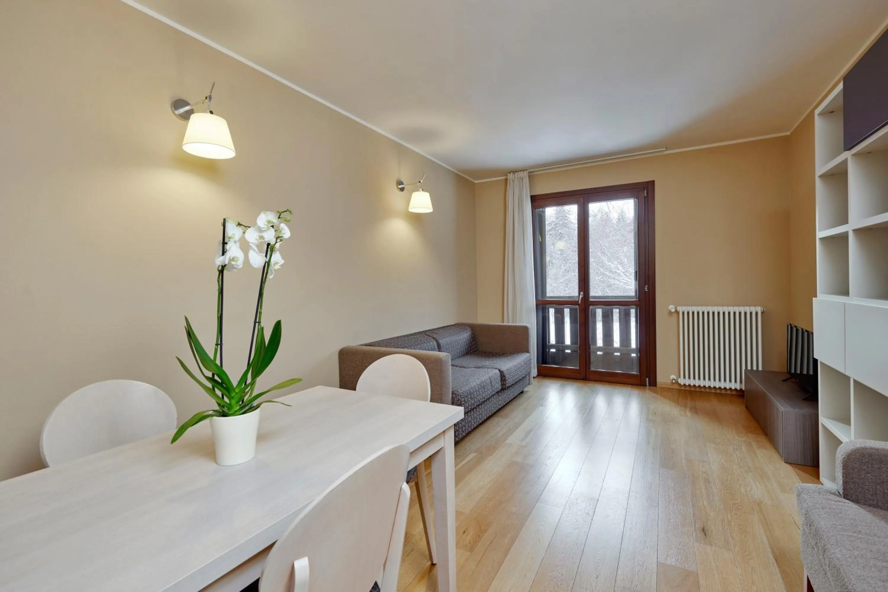 Seating area in Blu Hotel Acquaseria