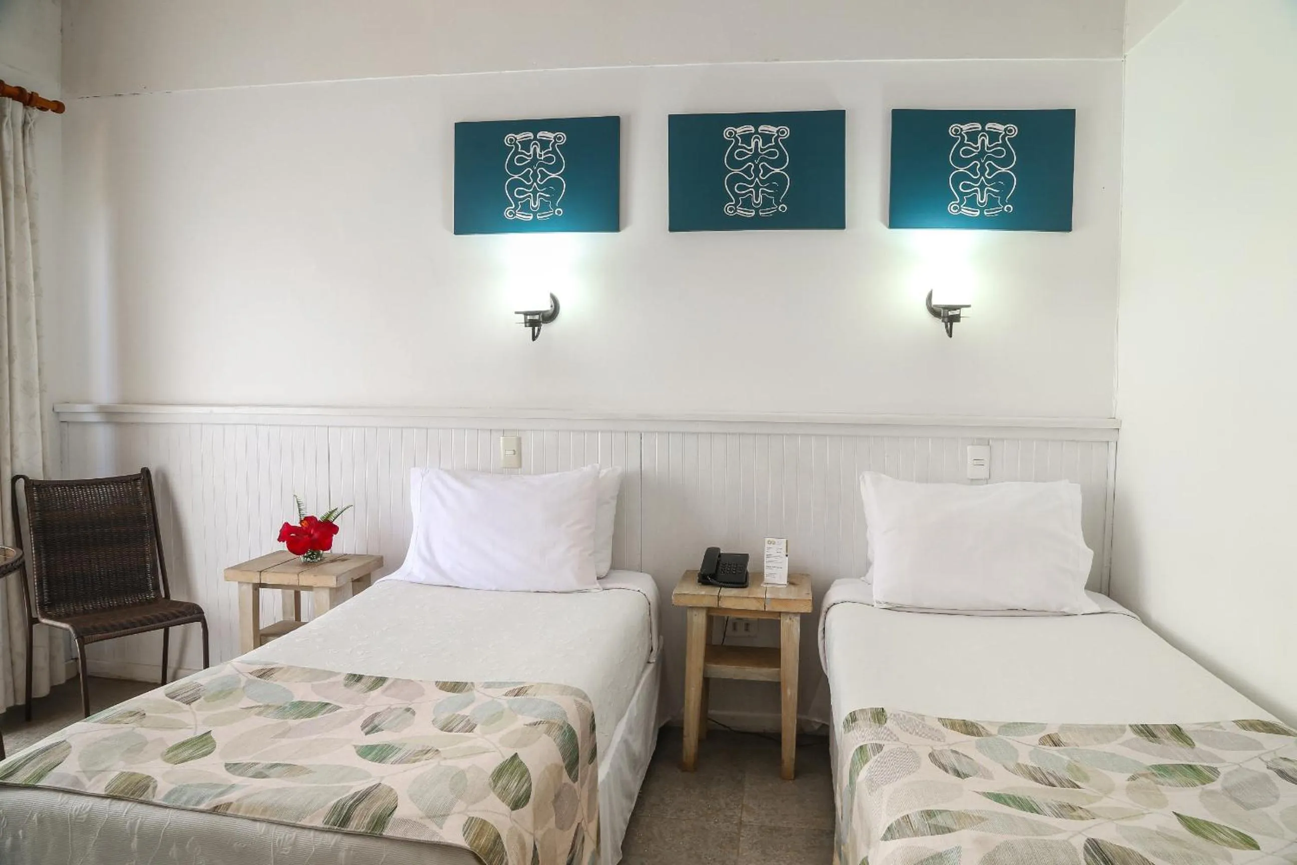 Photo of the whole room, Bed in Easter Island Ecolodge