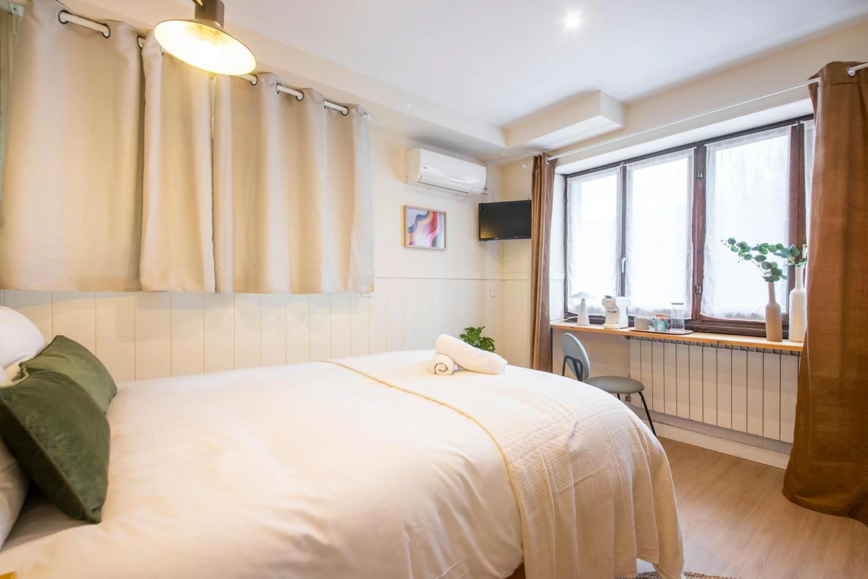 Bed in Hotel Donosti