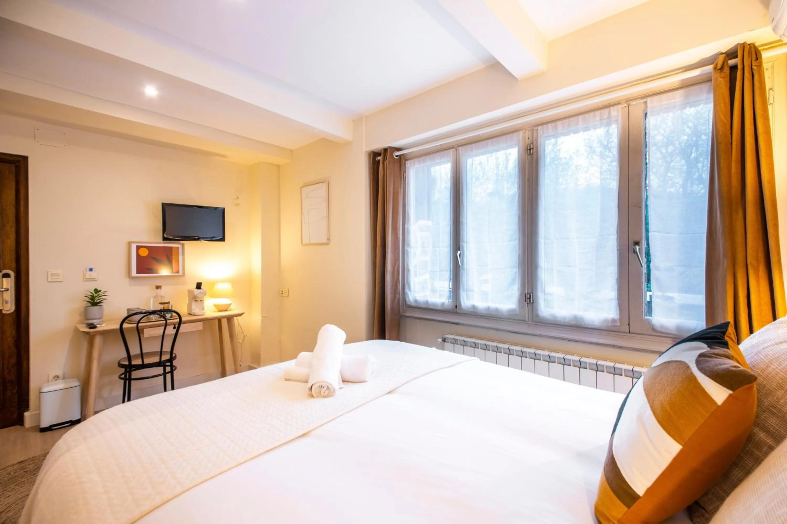 Bed in Hotel Donosti