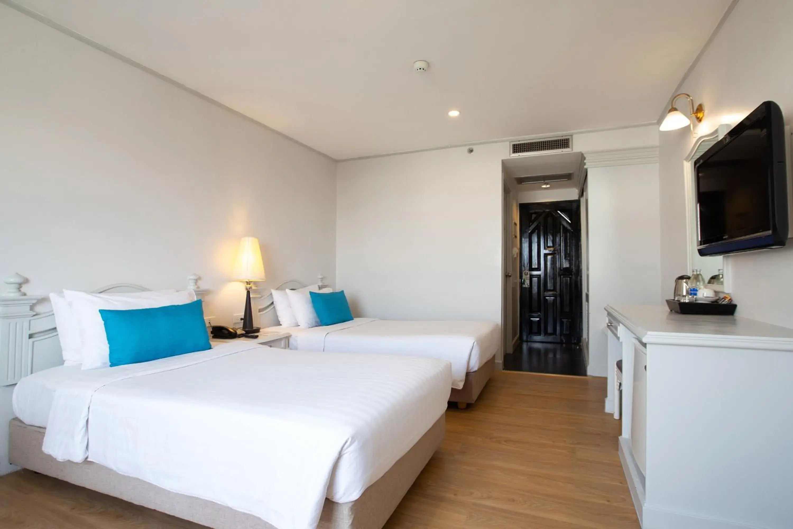 Bed in CH Hotel Bed in CH Hotel