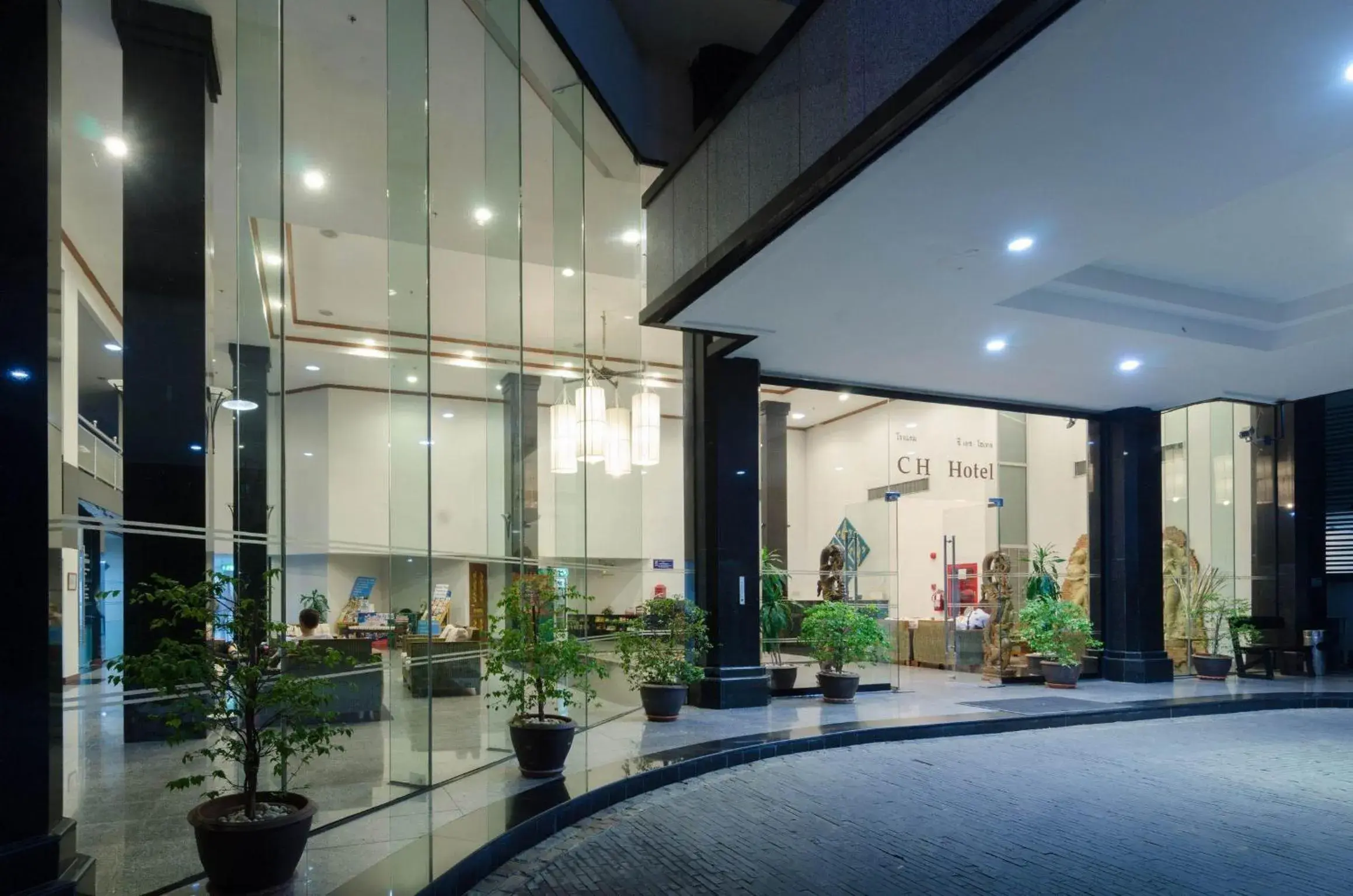 Facade/entrance in CH Hotel Facade/entrance in CH Hotel