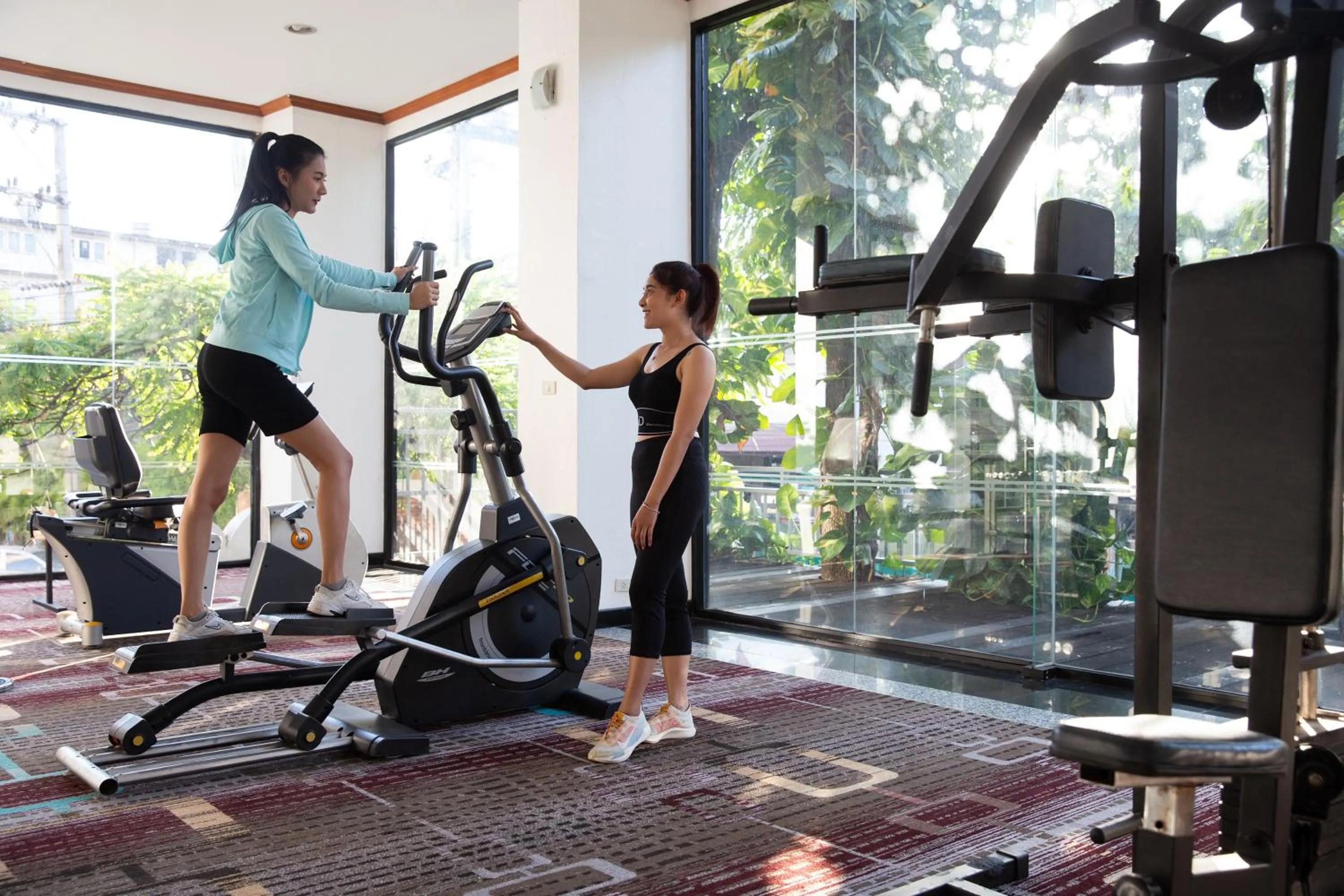 Fitness centre/facilities in CH Hotel