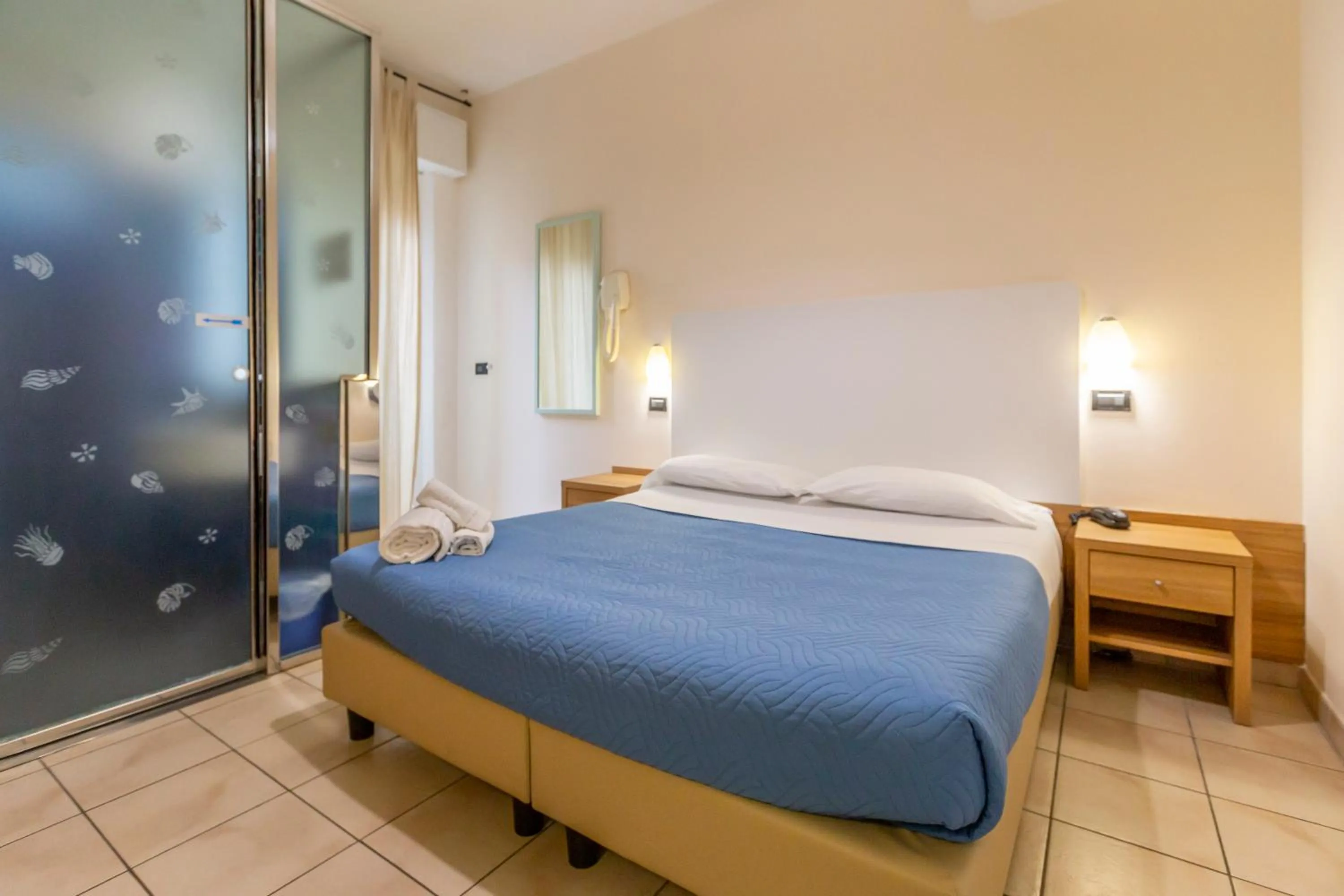 Bedroom, Bed in Hotel Vannucci