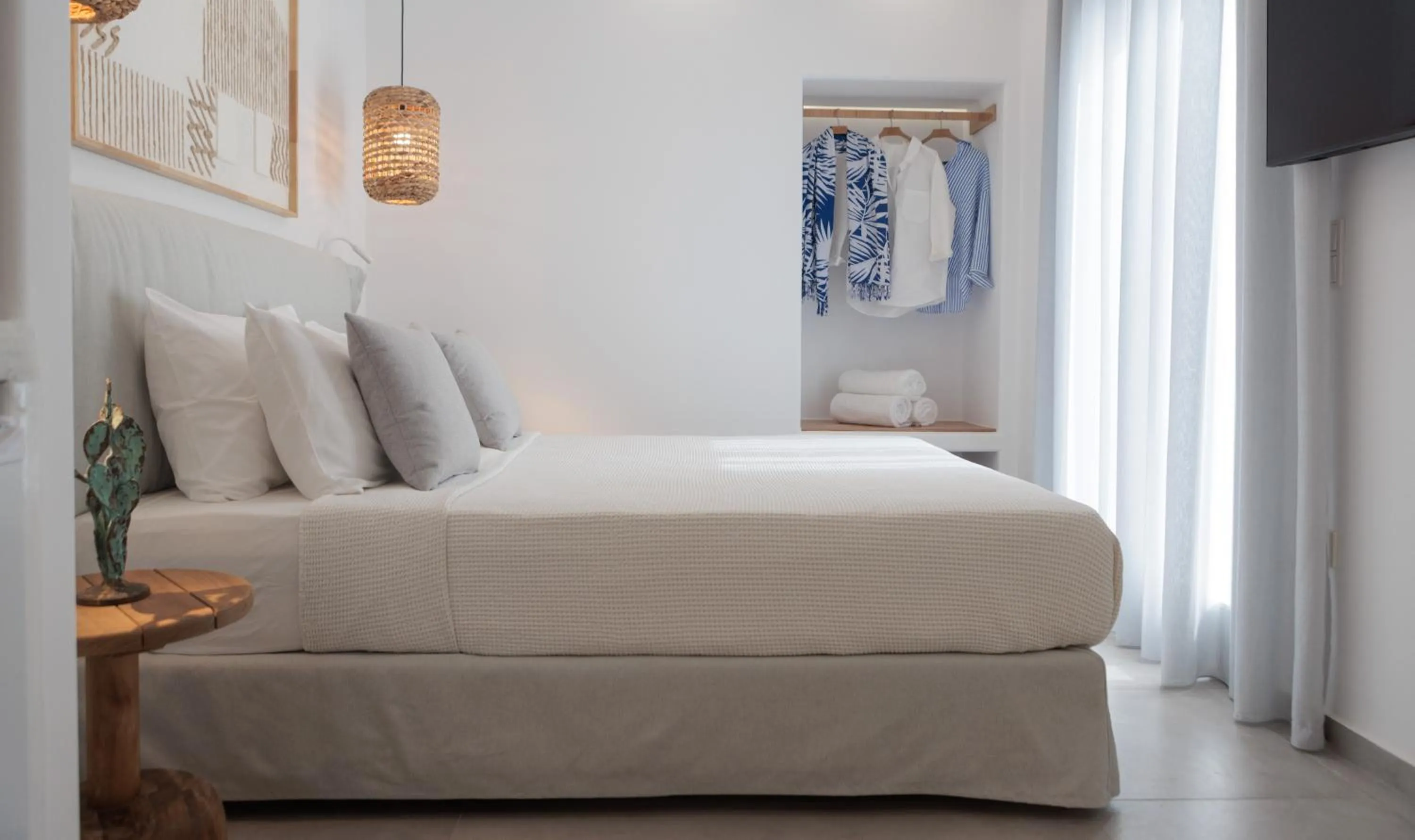 Bed in Agia Anna Living