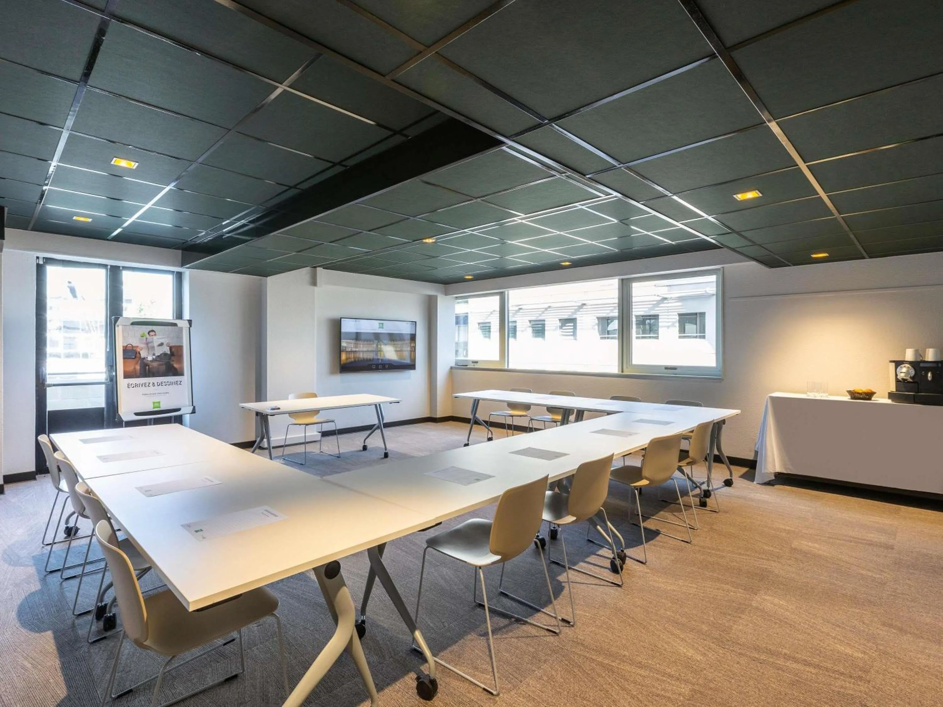 Meeting/conference room in ibis Styles Bordeaux Centre Mériadeck