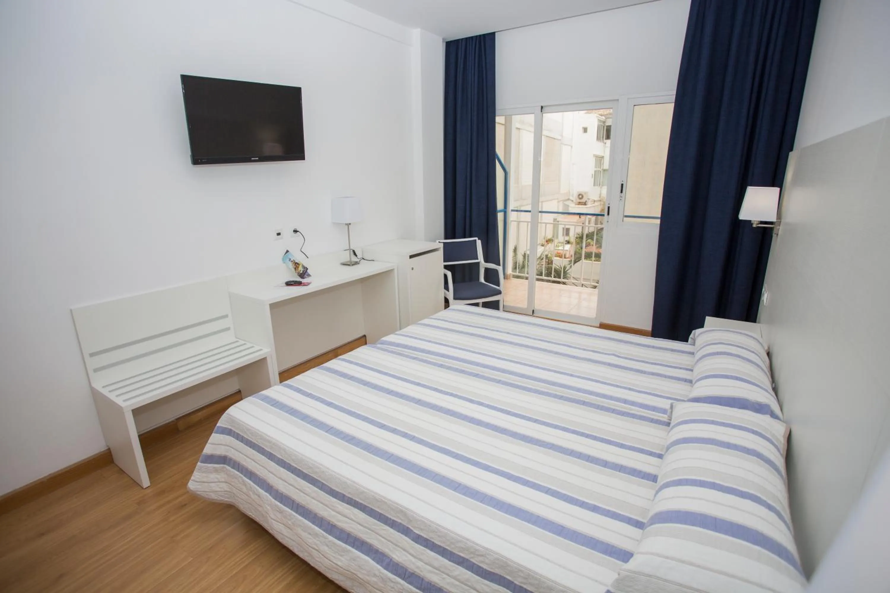 Decorative detail, Bed in Hotel Voramar