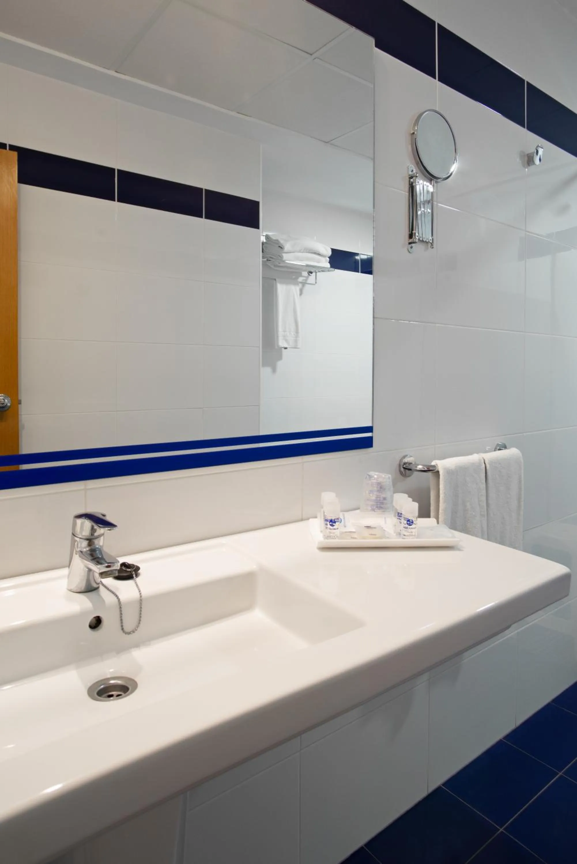 Bathroom in Hotel Voramar