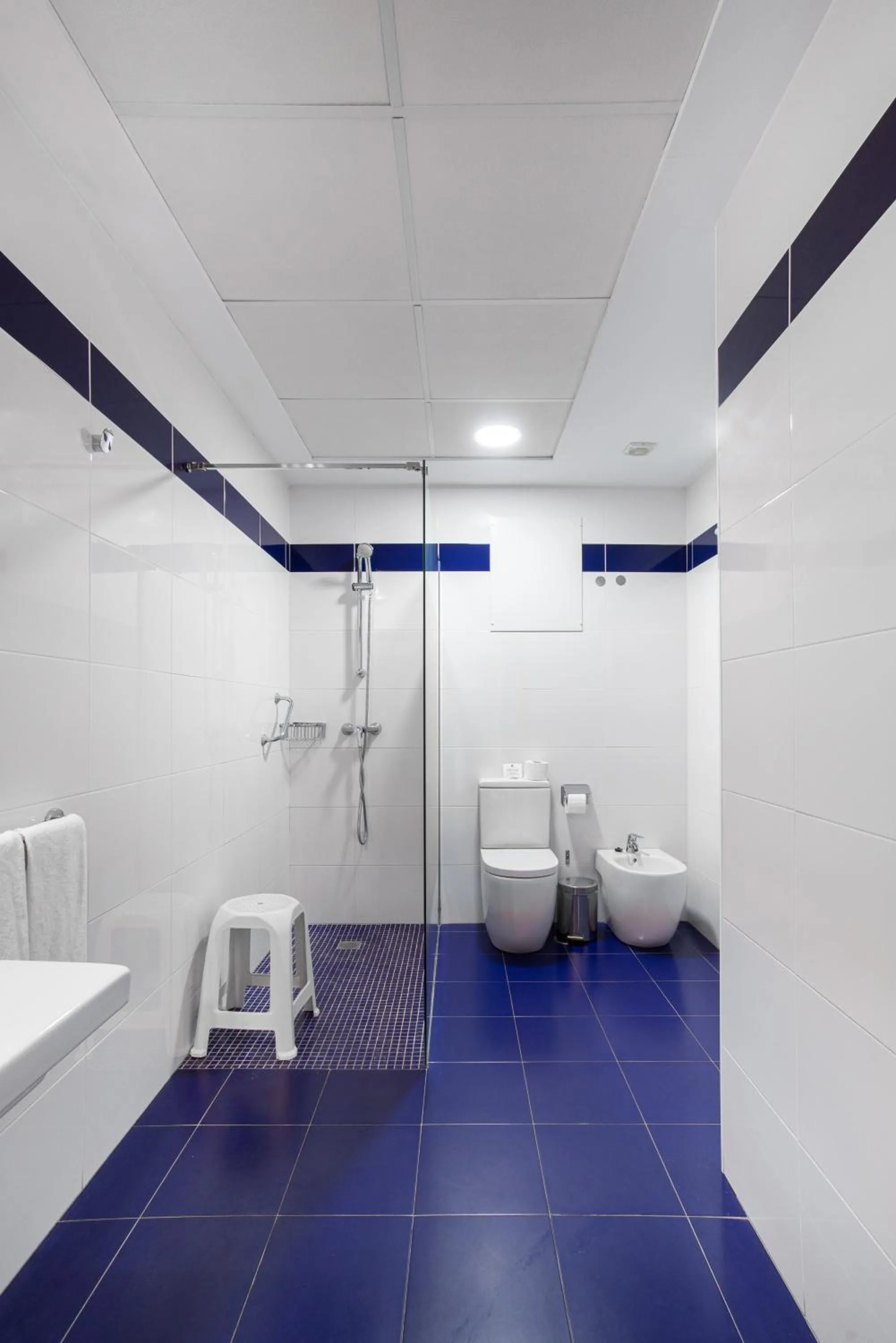 Shower in Hotel Voramar