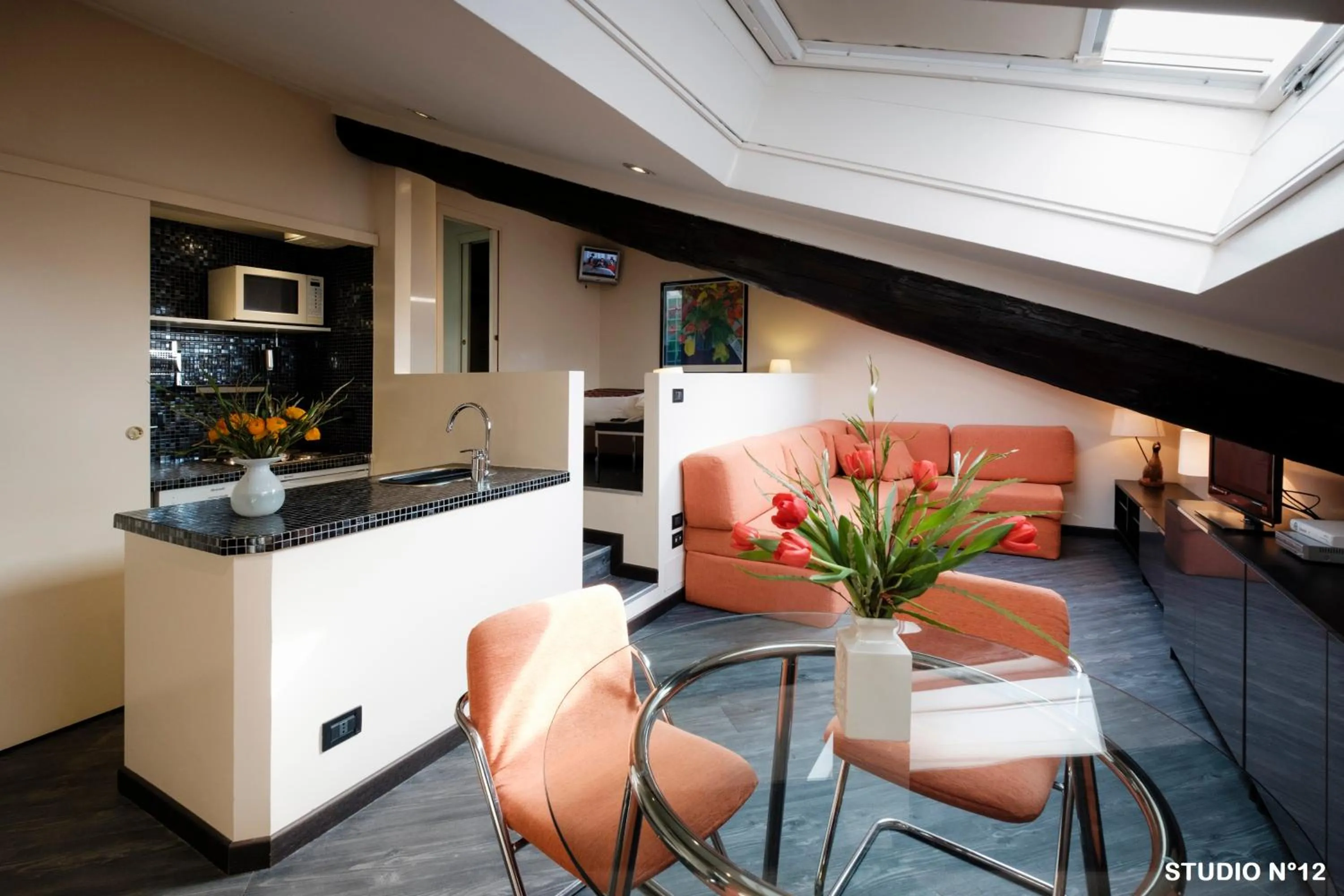 TV and multimedia in Residence Sacchi Aparthotel