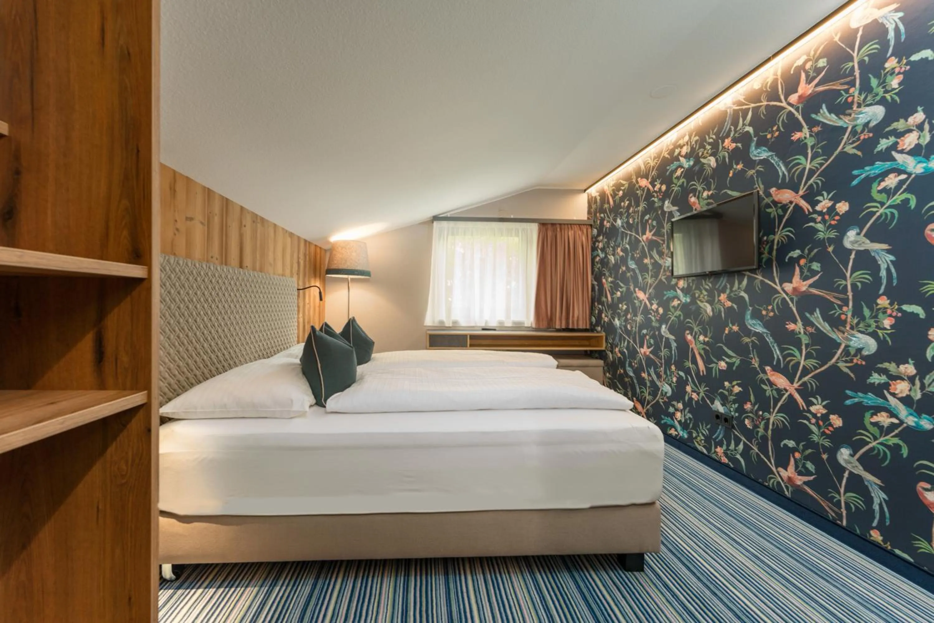 Comfort Suite with balcony and mountain view in Erzherzog Johann Alpin Style Hotel - Adults Only
