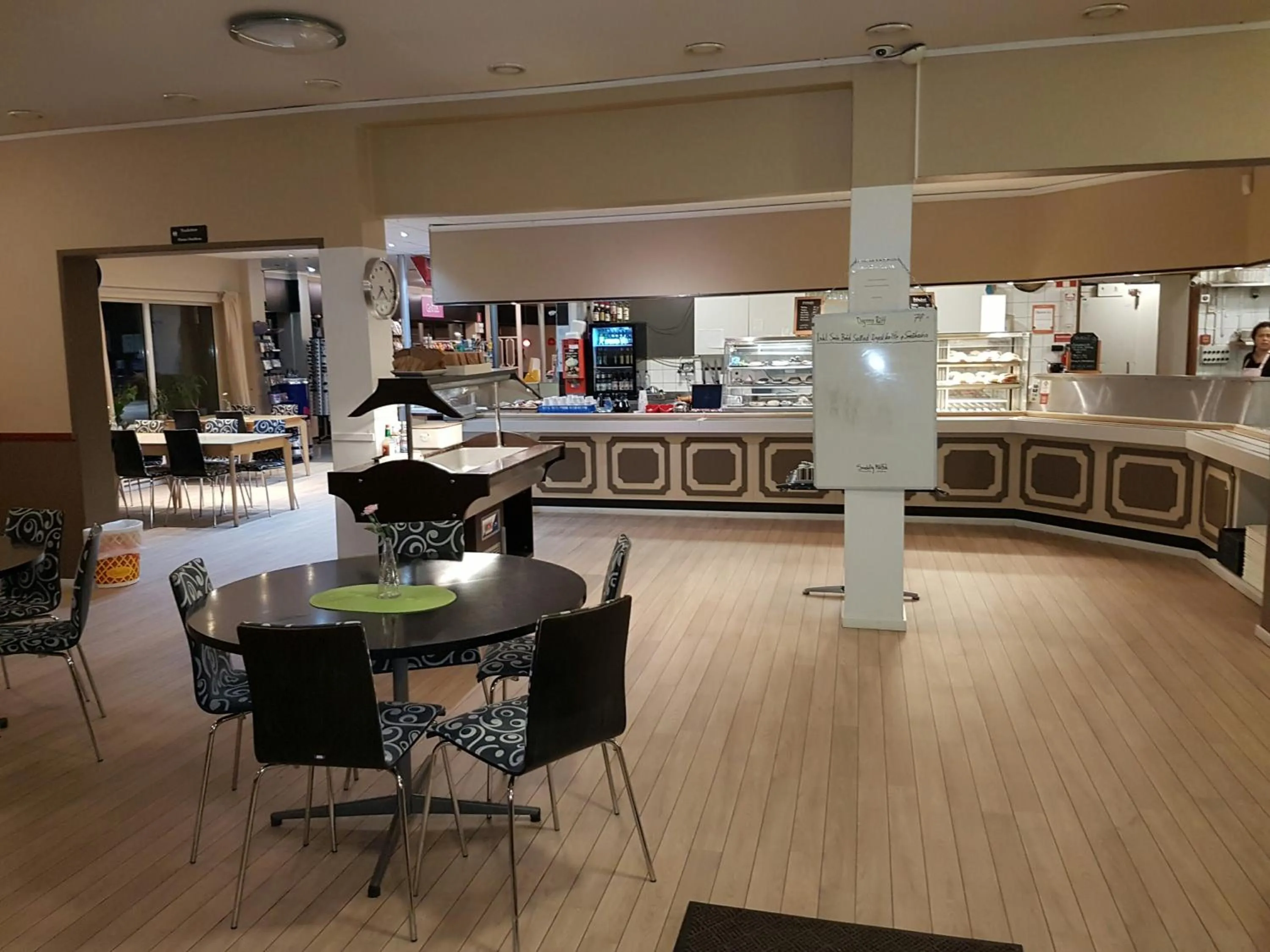 Food and drinks in Motoristen