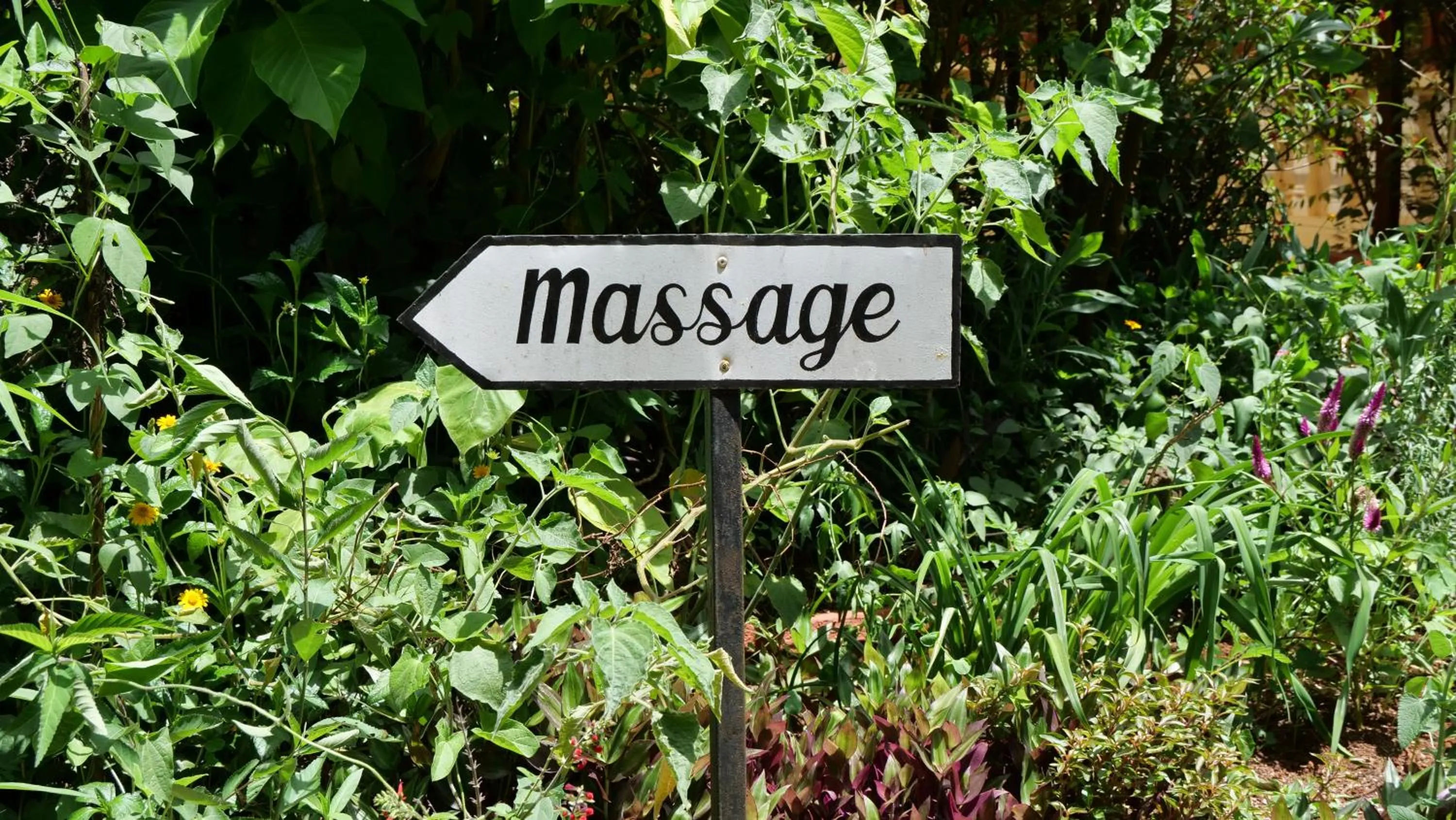 Massage in SOUIMANGA-HOTEL