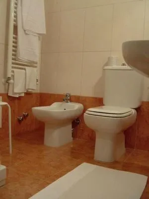 Bathroom in Hotel GF