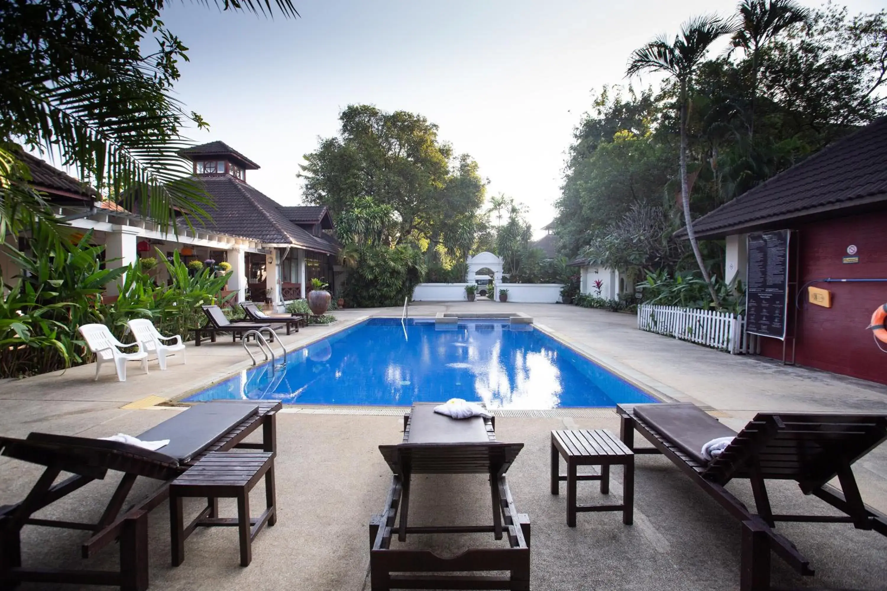 Pool view in Eurasia Chiang Mai Hotel Pool view in Eurasia Chiang Mai Hotel