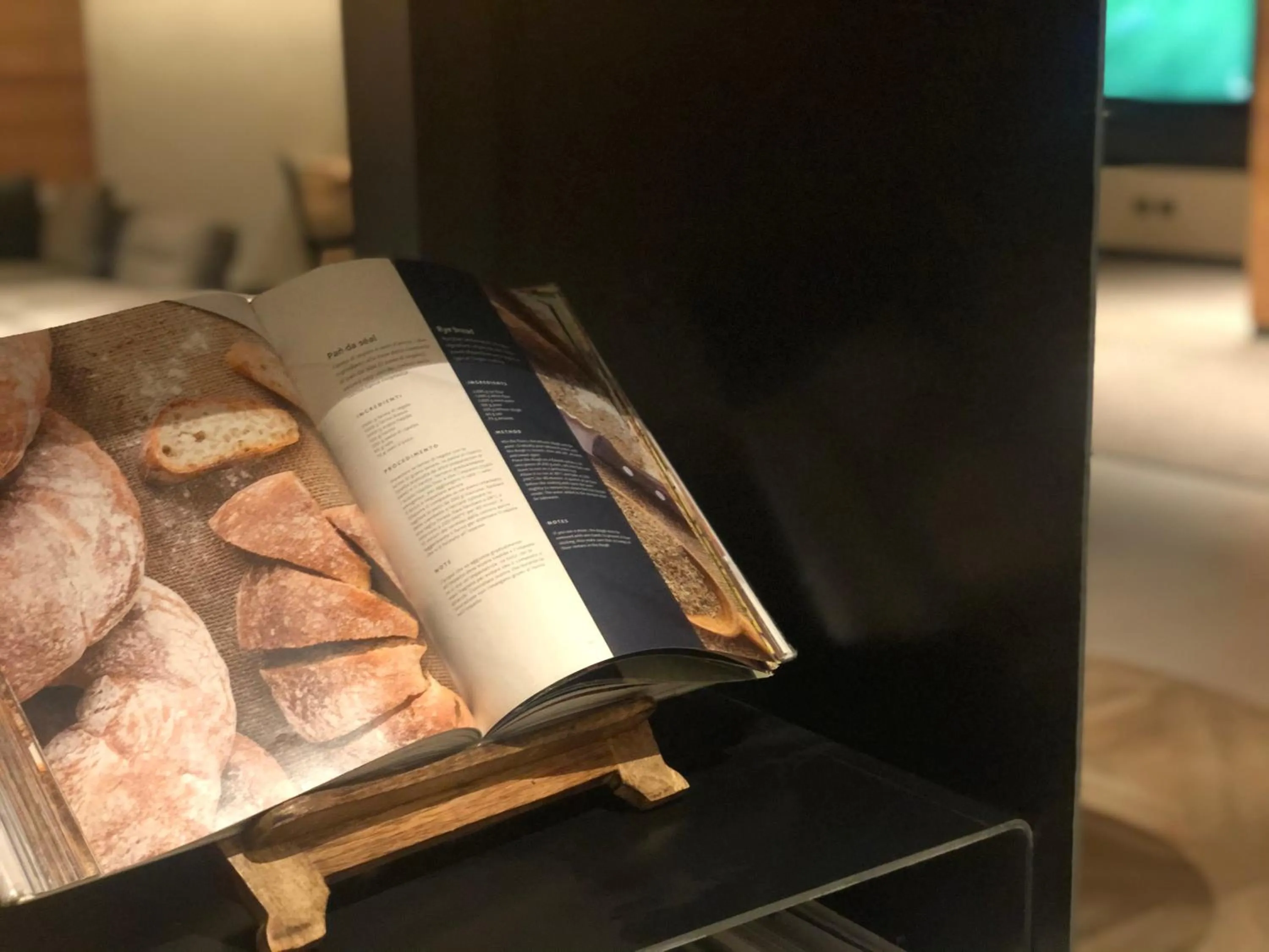 Decorative detail in Hotel Astoria