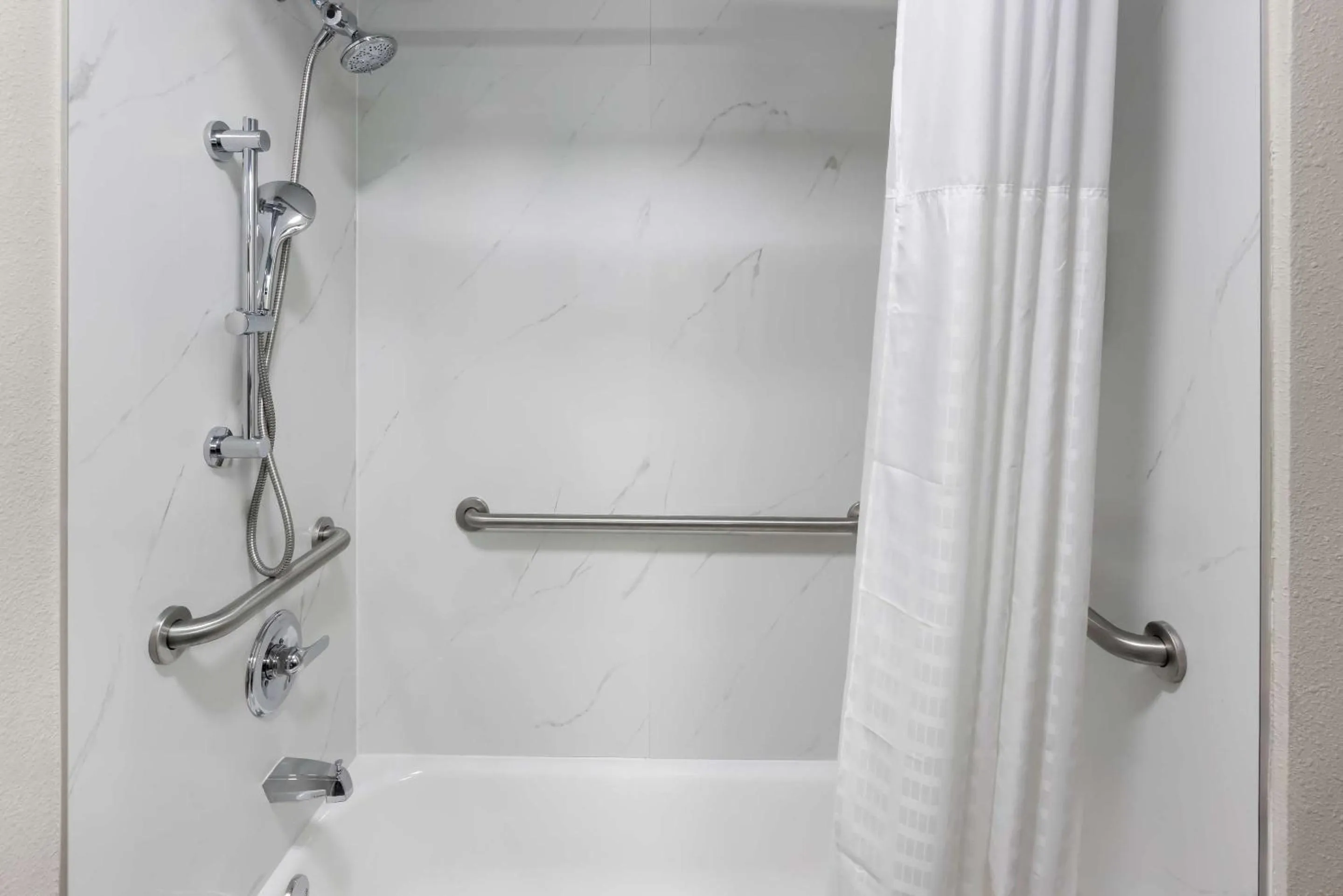 Bedroom in Motel 6-San Antonio, TX - Medical Center South