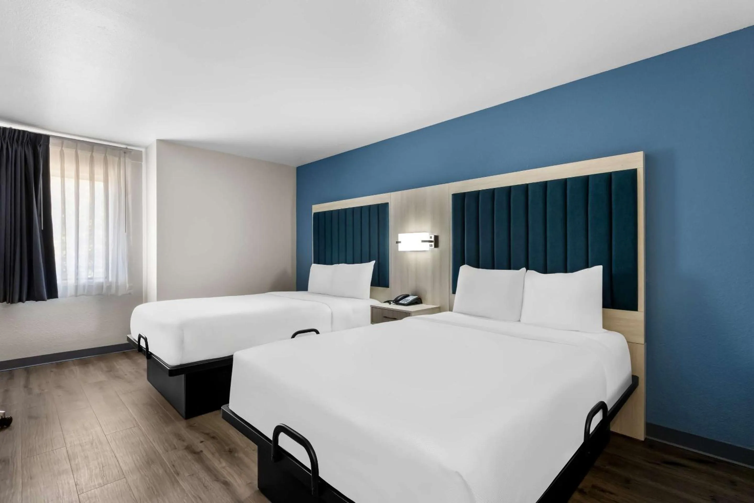 Bedroom, Bed in Motel 6-San Antonio, TX - Medical Center South