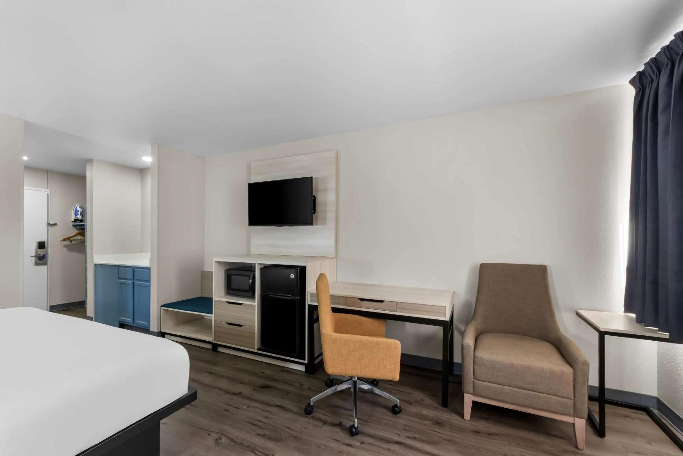 Bedroom in Motel 6-San Antonio, TX - Medical Center South