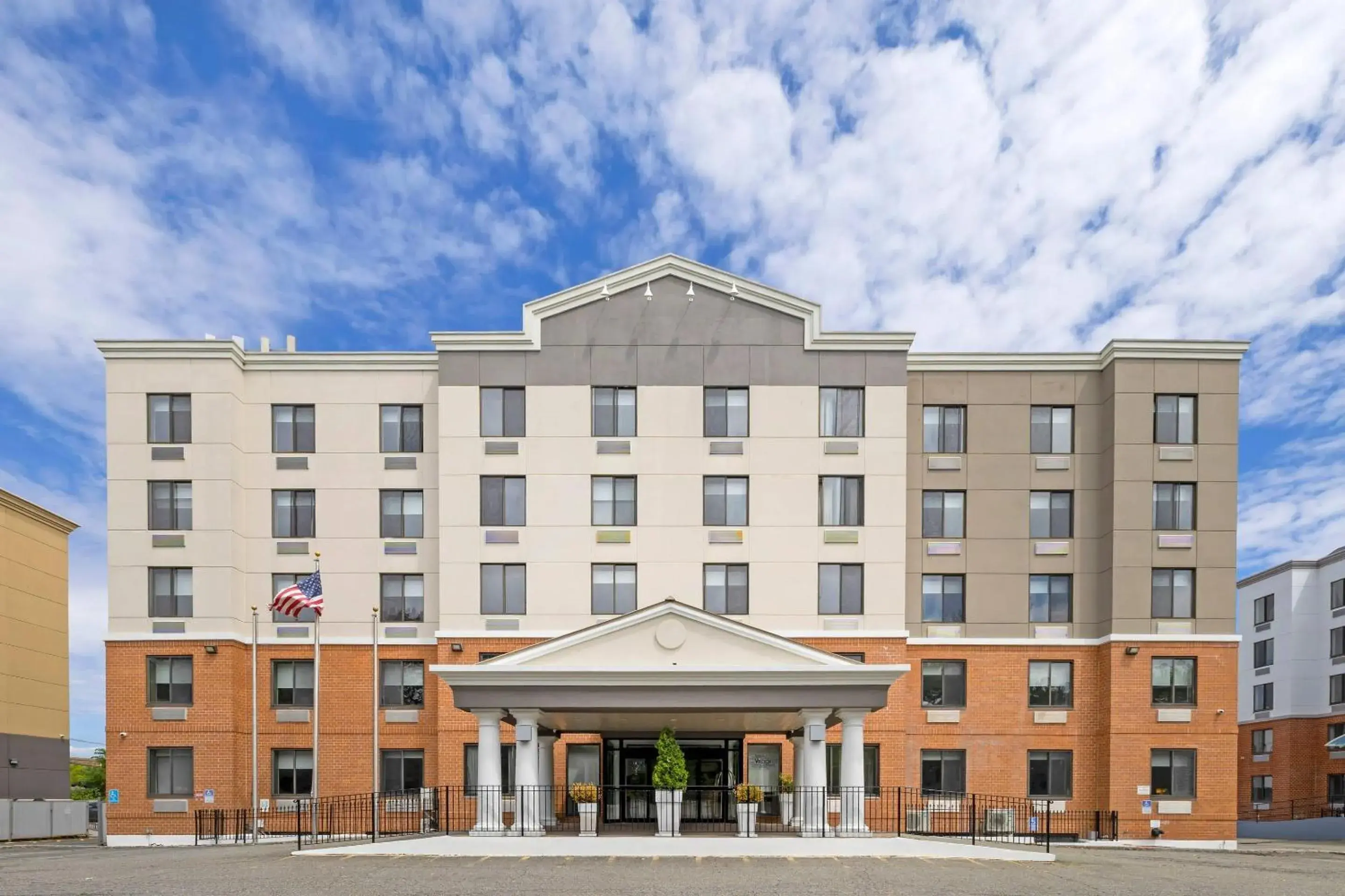 Country Inn & Suites by Radisson, Staten Island Country Inn & Suites by Radisson, Staten Island